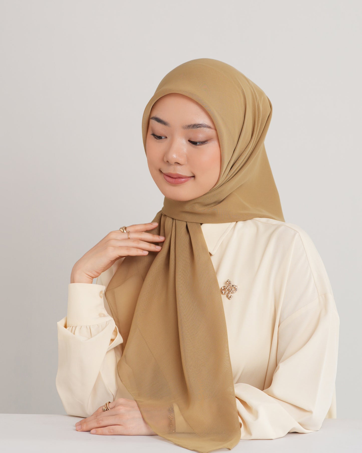 NEW HL Paris Gold Plat