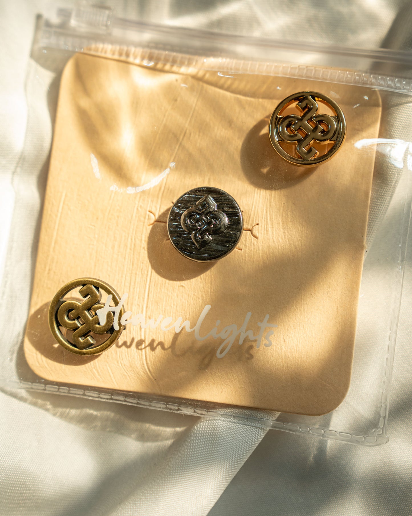 Autonoma Mini Brooch (Isi 3 pcs)