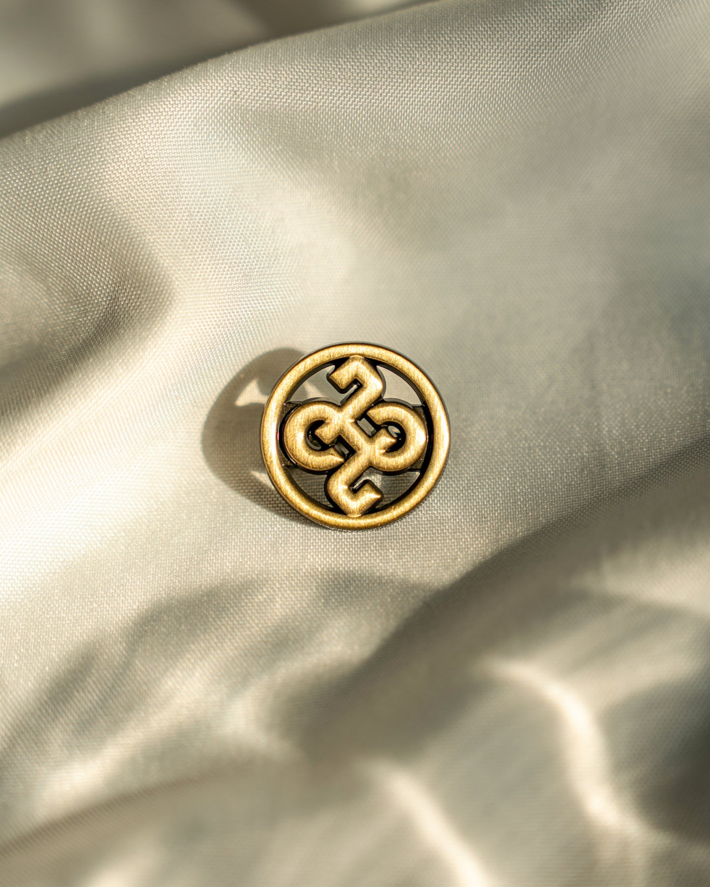 Autonoma Mini Brooch (Isi 3 pcs)