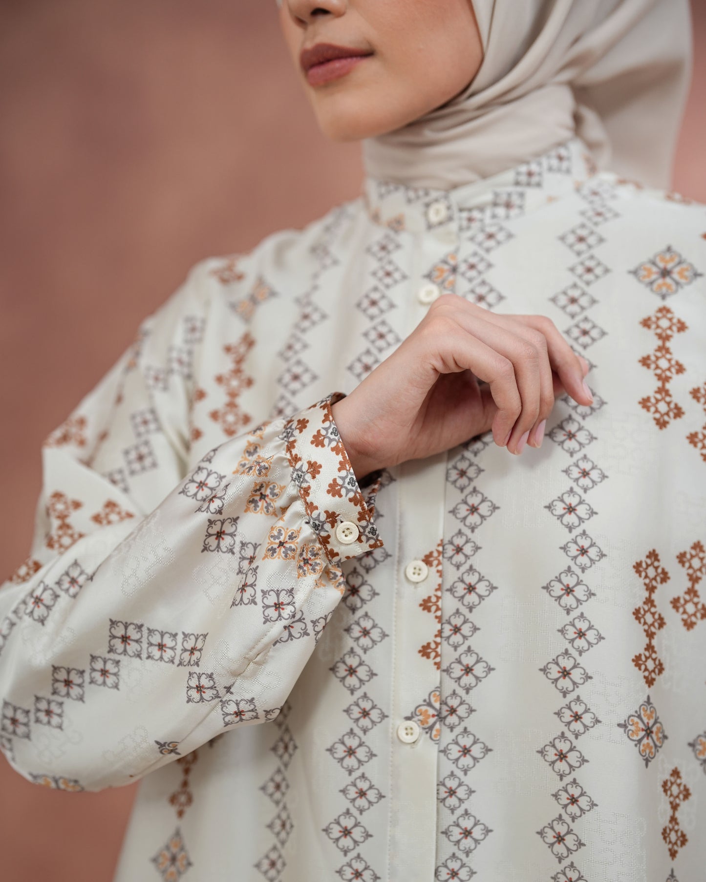 Nura Shirt