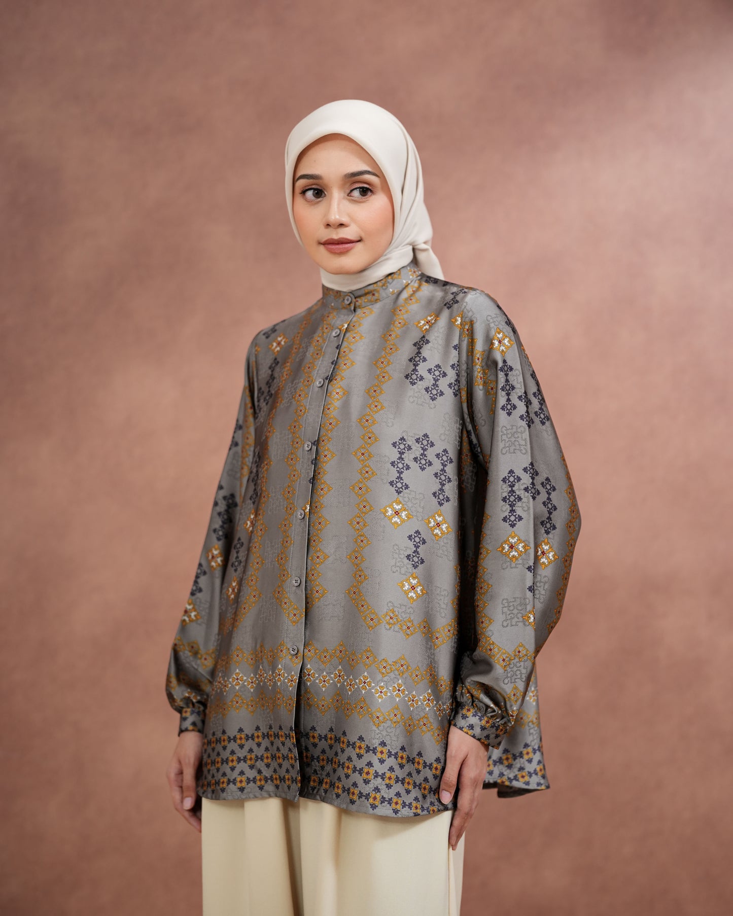 Nura Shirt