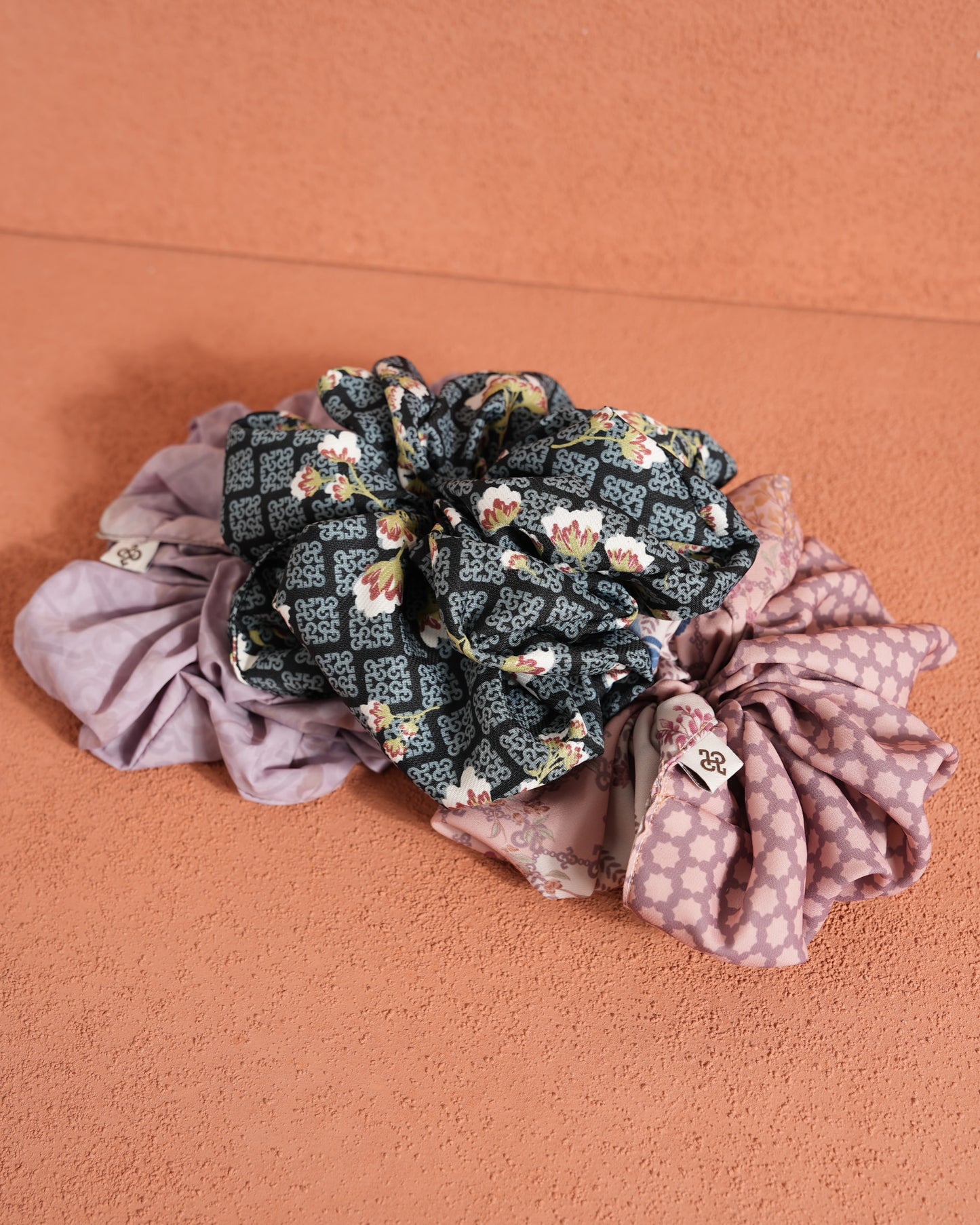 HL Scrunchie [NOT FOR SALE]