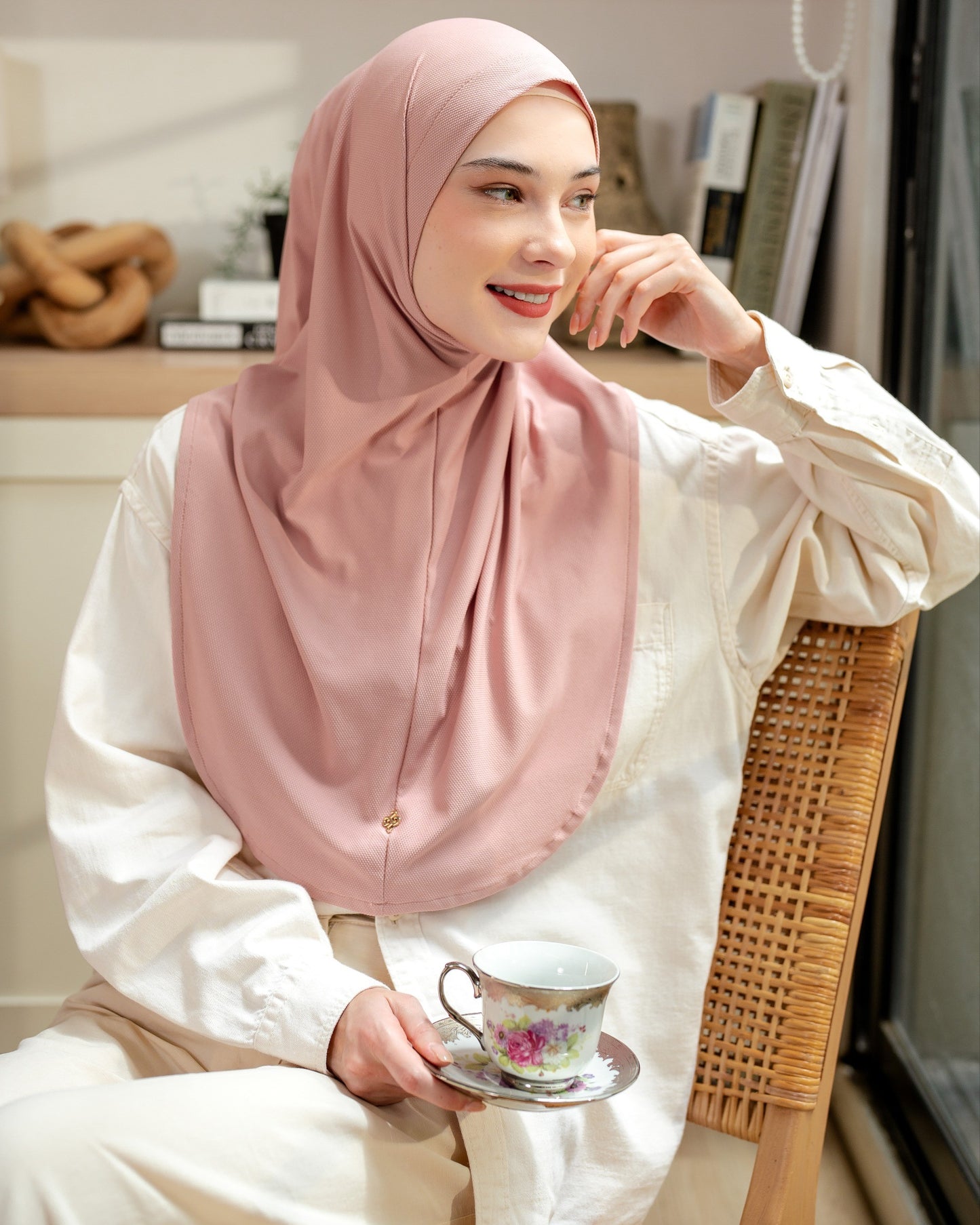 Izzy Hijab