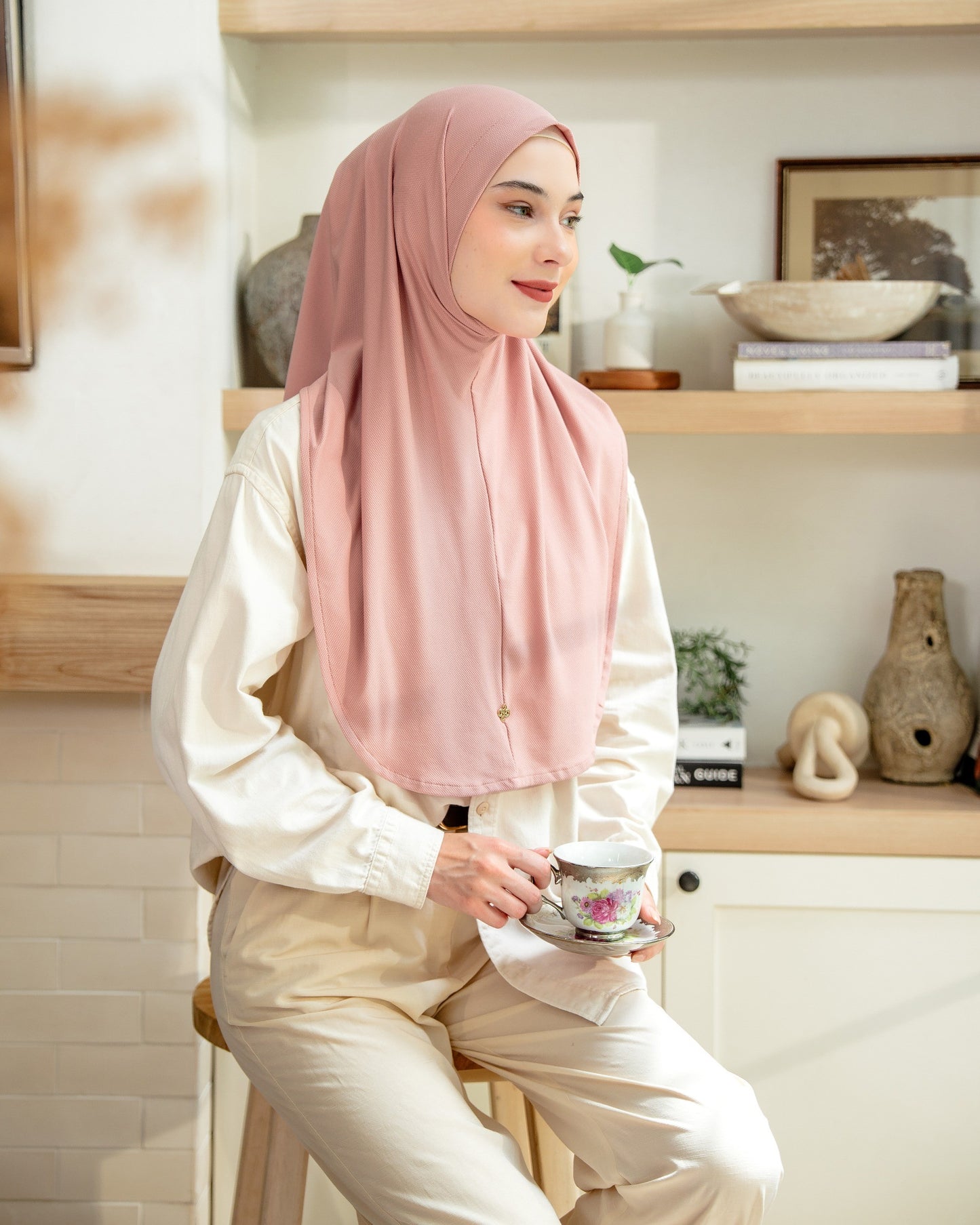 Izzy Hijab