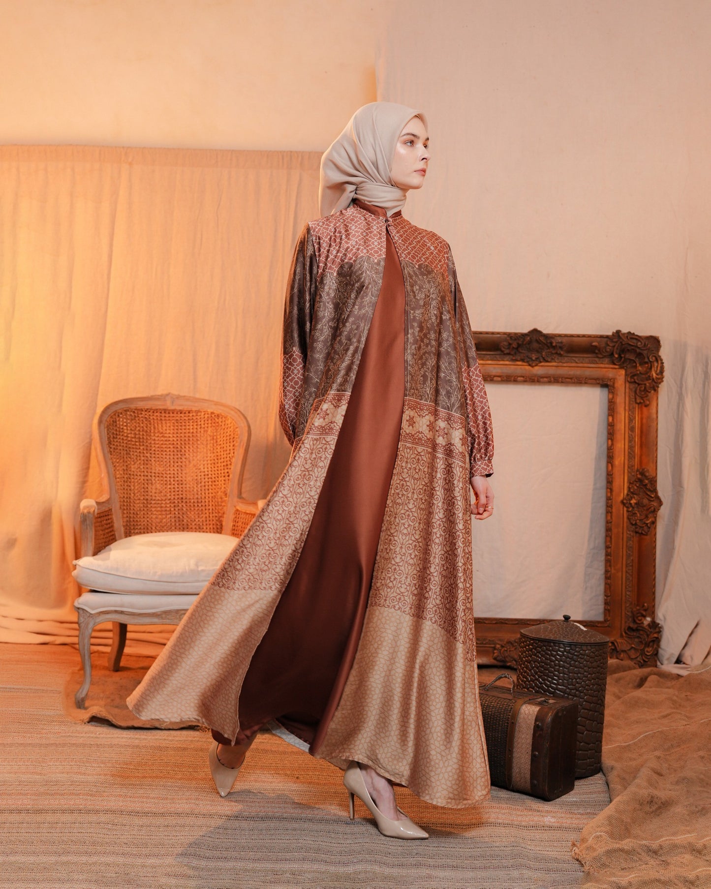 Mahira One Set Outer and Inner