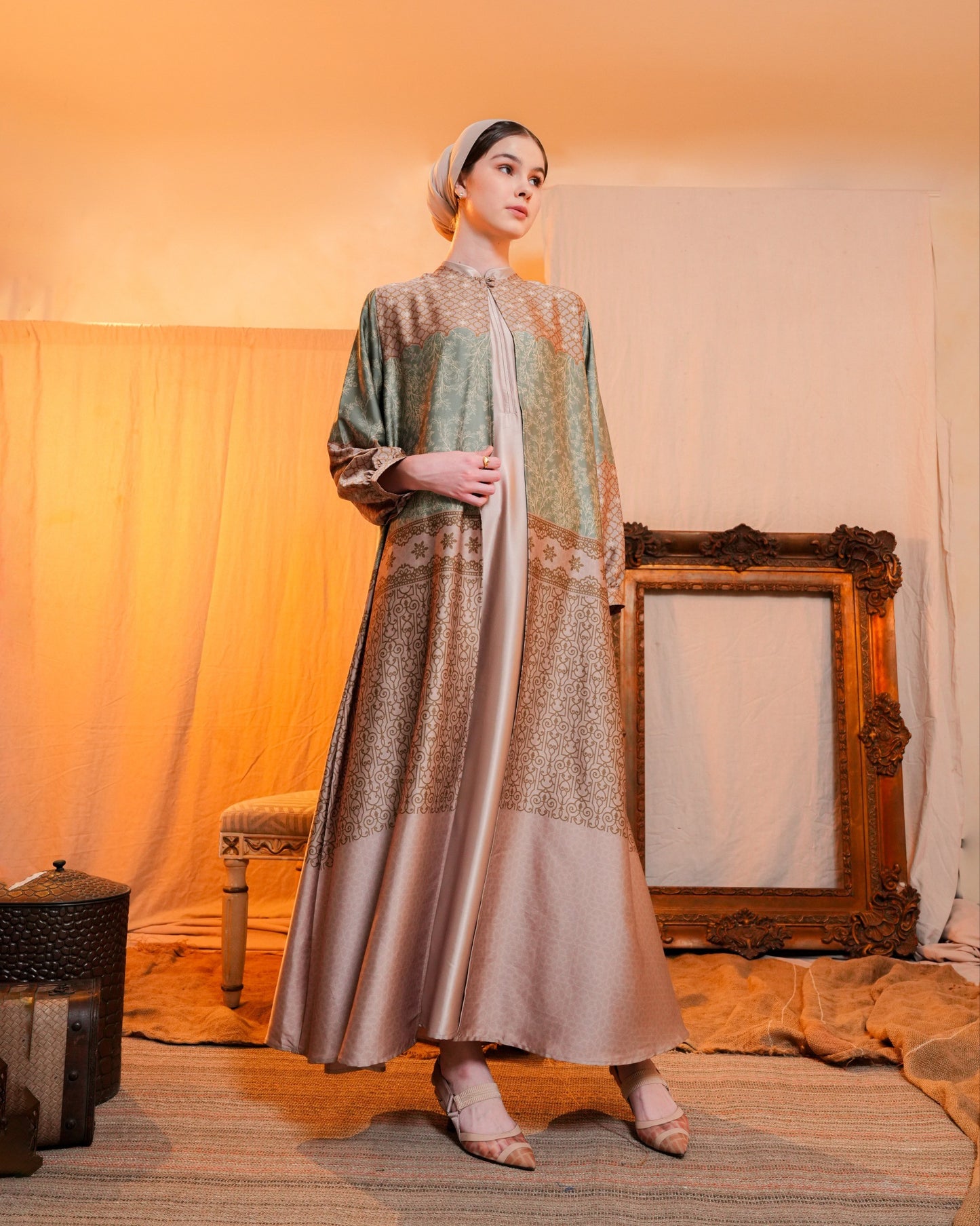 Mahira One Set Outer and Inner