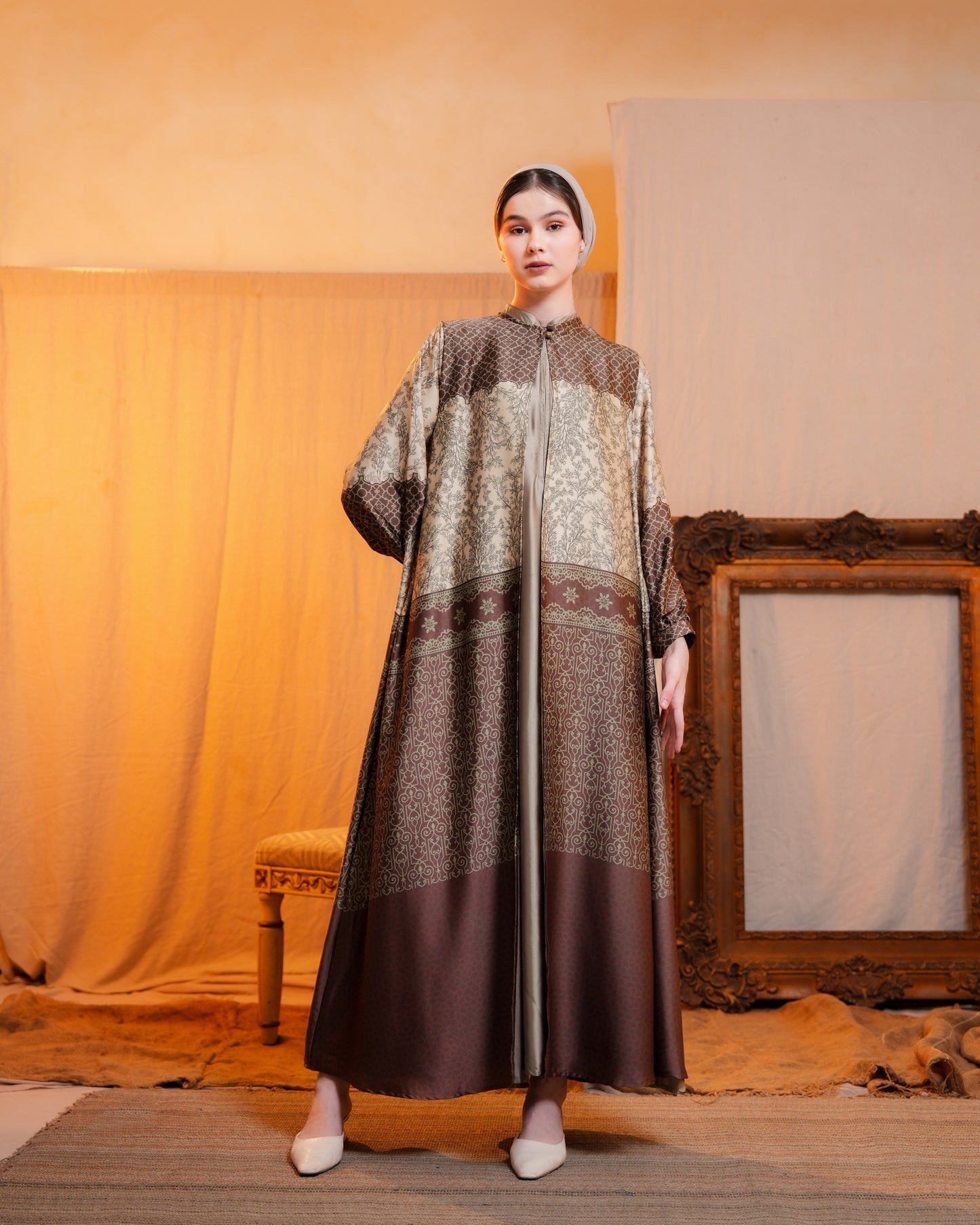 Mahira One Set Outer and Inner