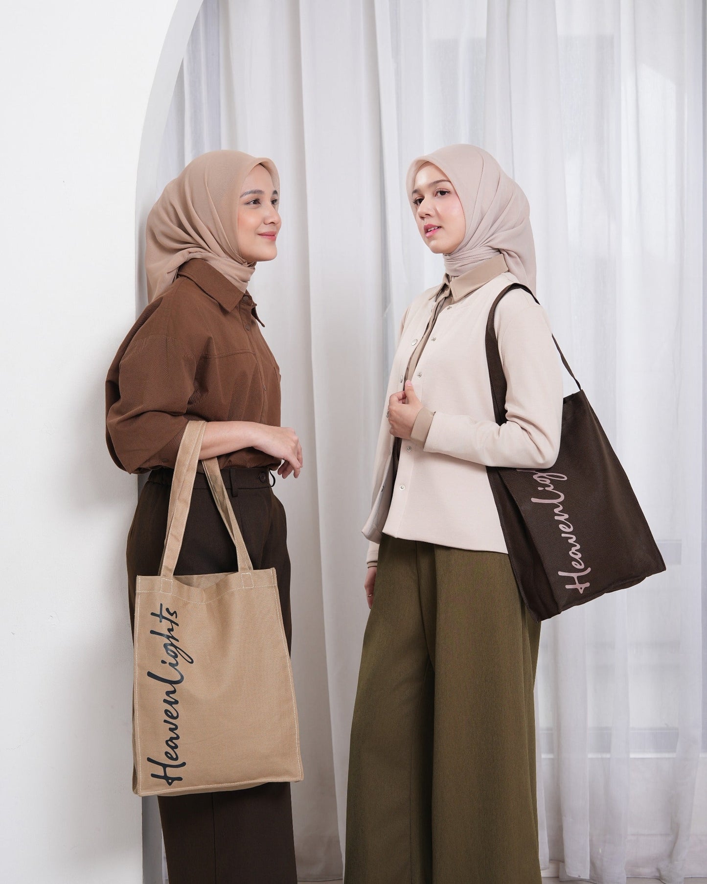 🎁 HL Canvas Totebag (Not For Sale) (100% off)