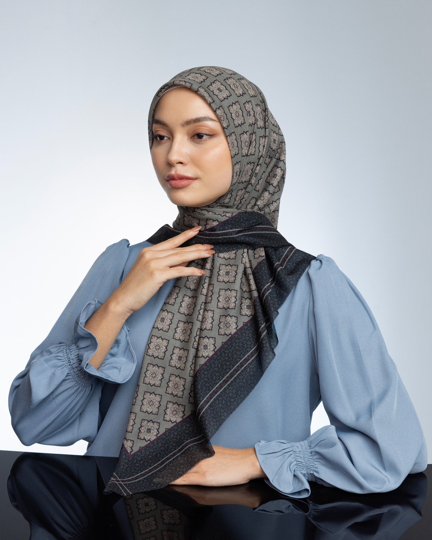Rumila Scarf