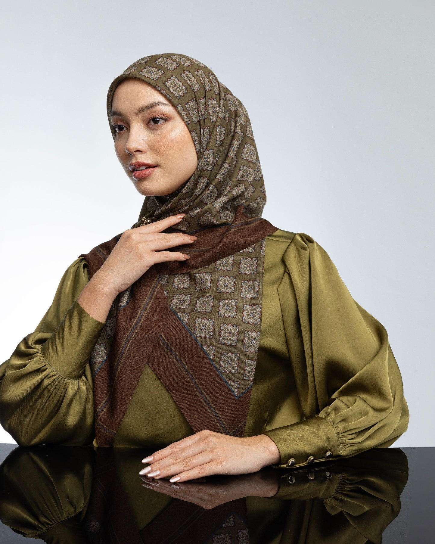 Rumila Scarf