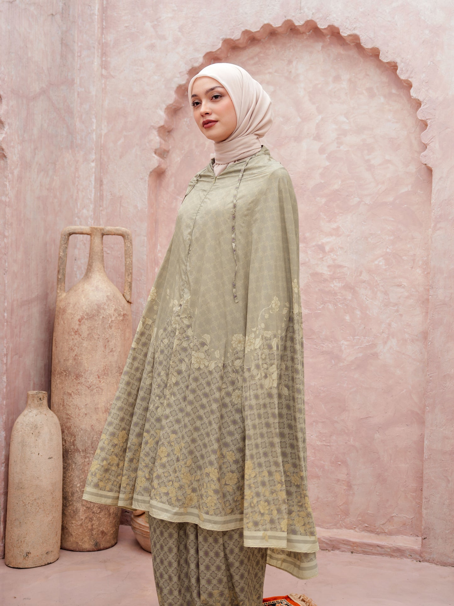 Aira Prayer Set
