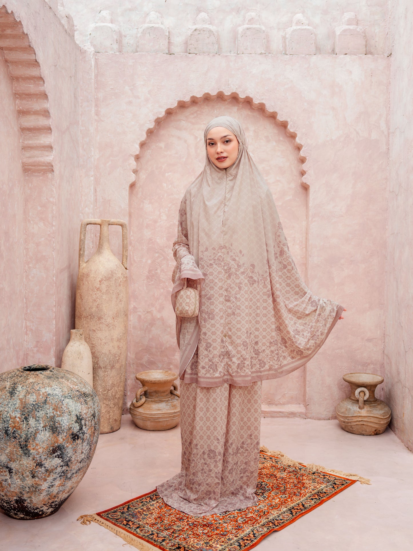 Aira Prayer Set