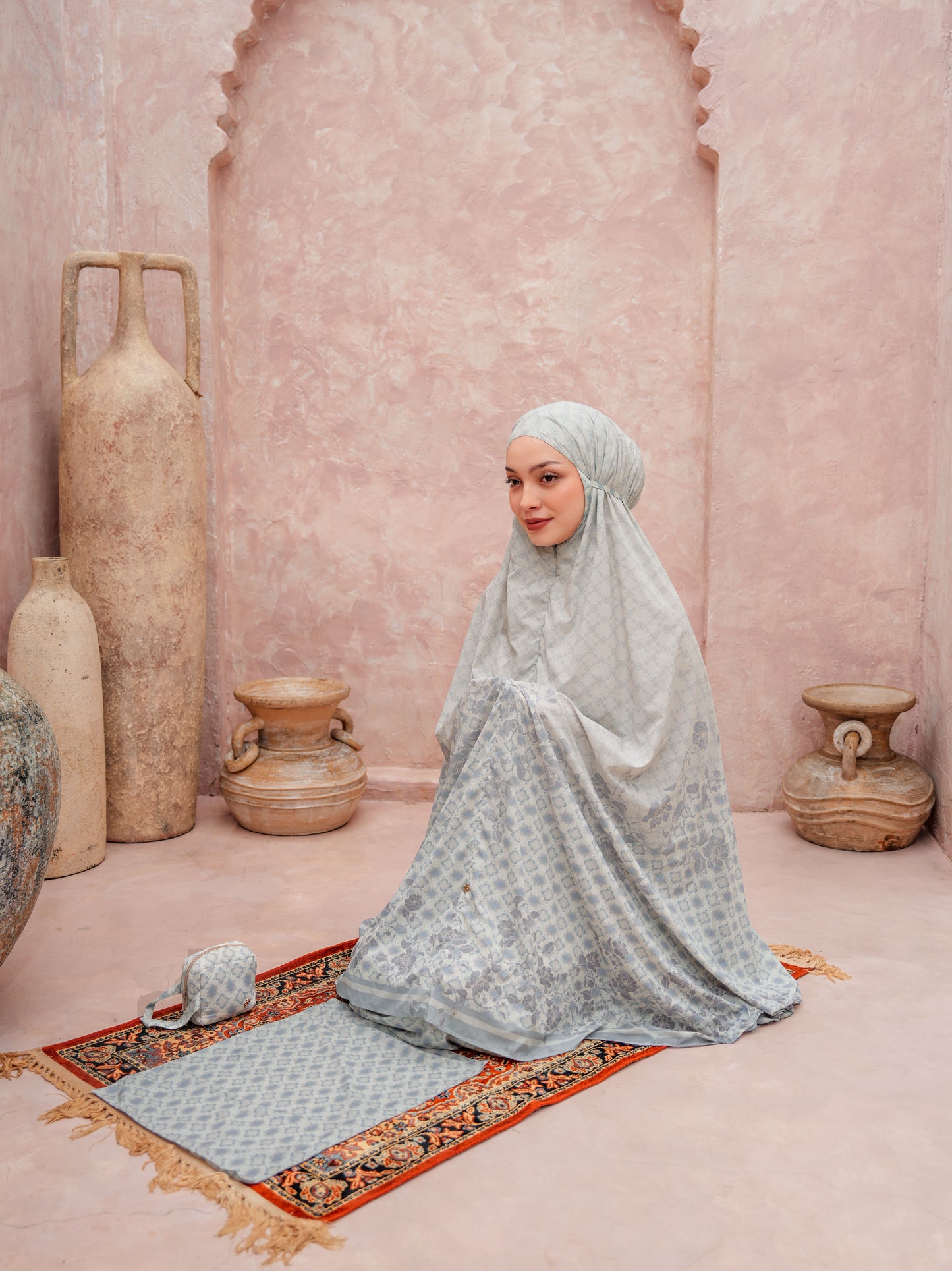 Aira Prayer Set
