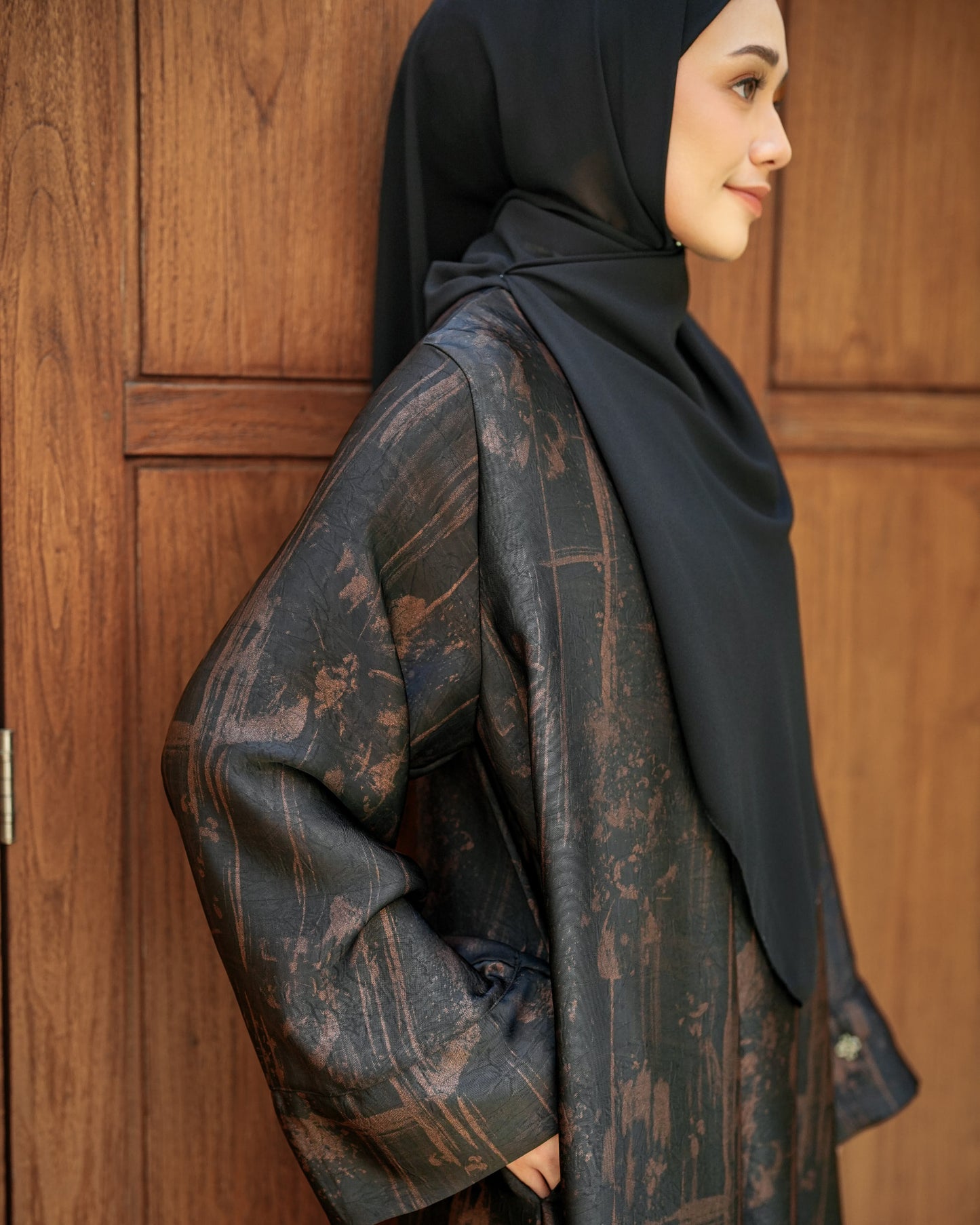 Amisya Abaya