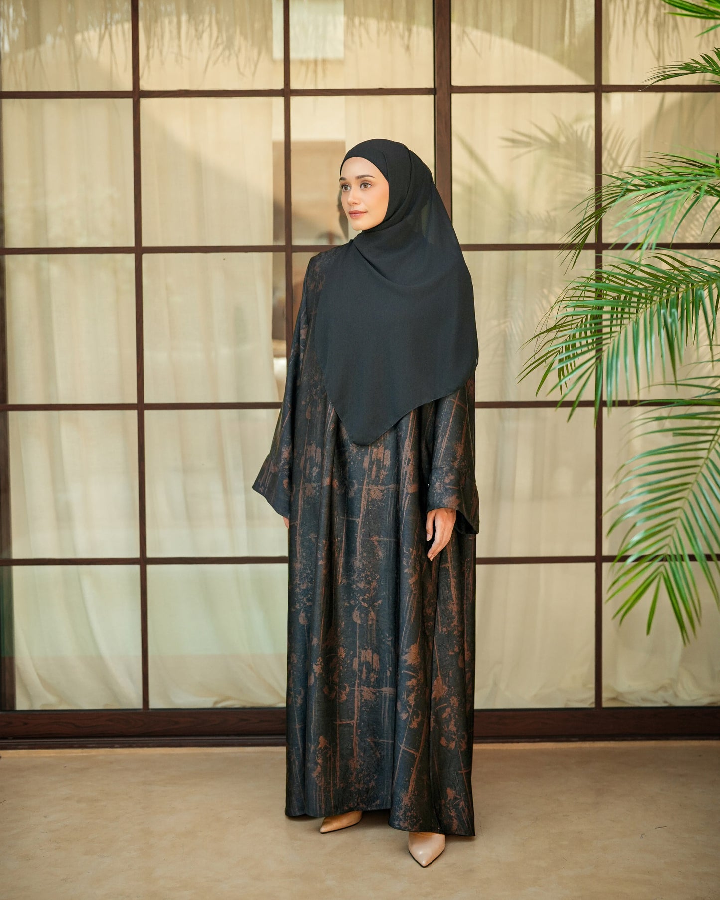Amisya Abaya