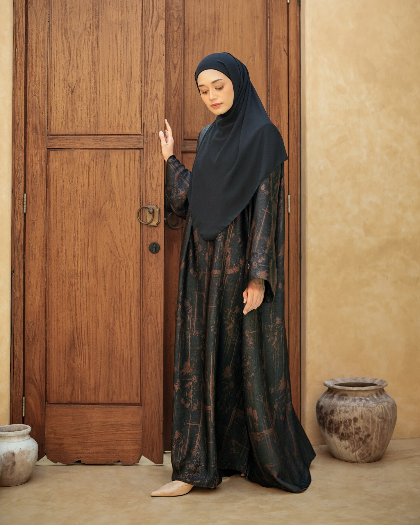 Amisya Abaya
