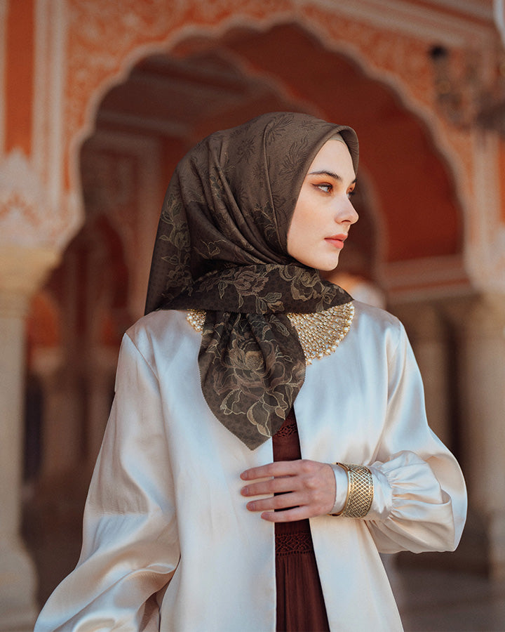 Arsya Scarf