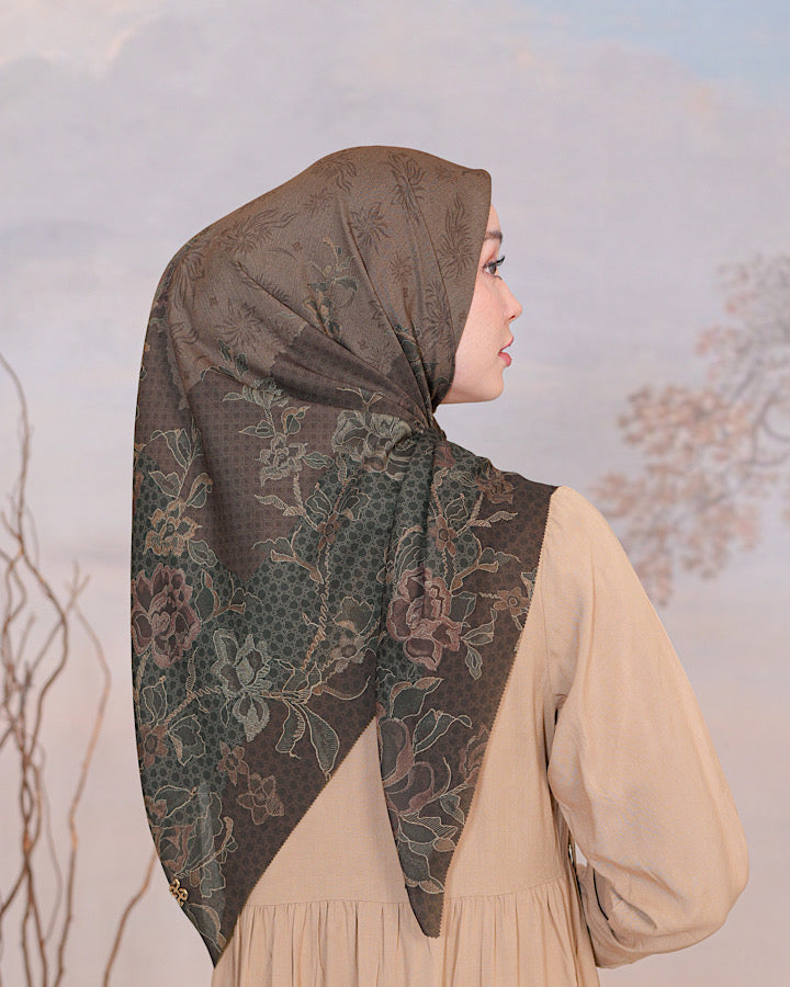 Arsya Scarf