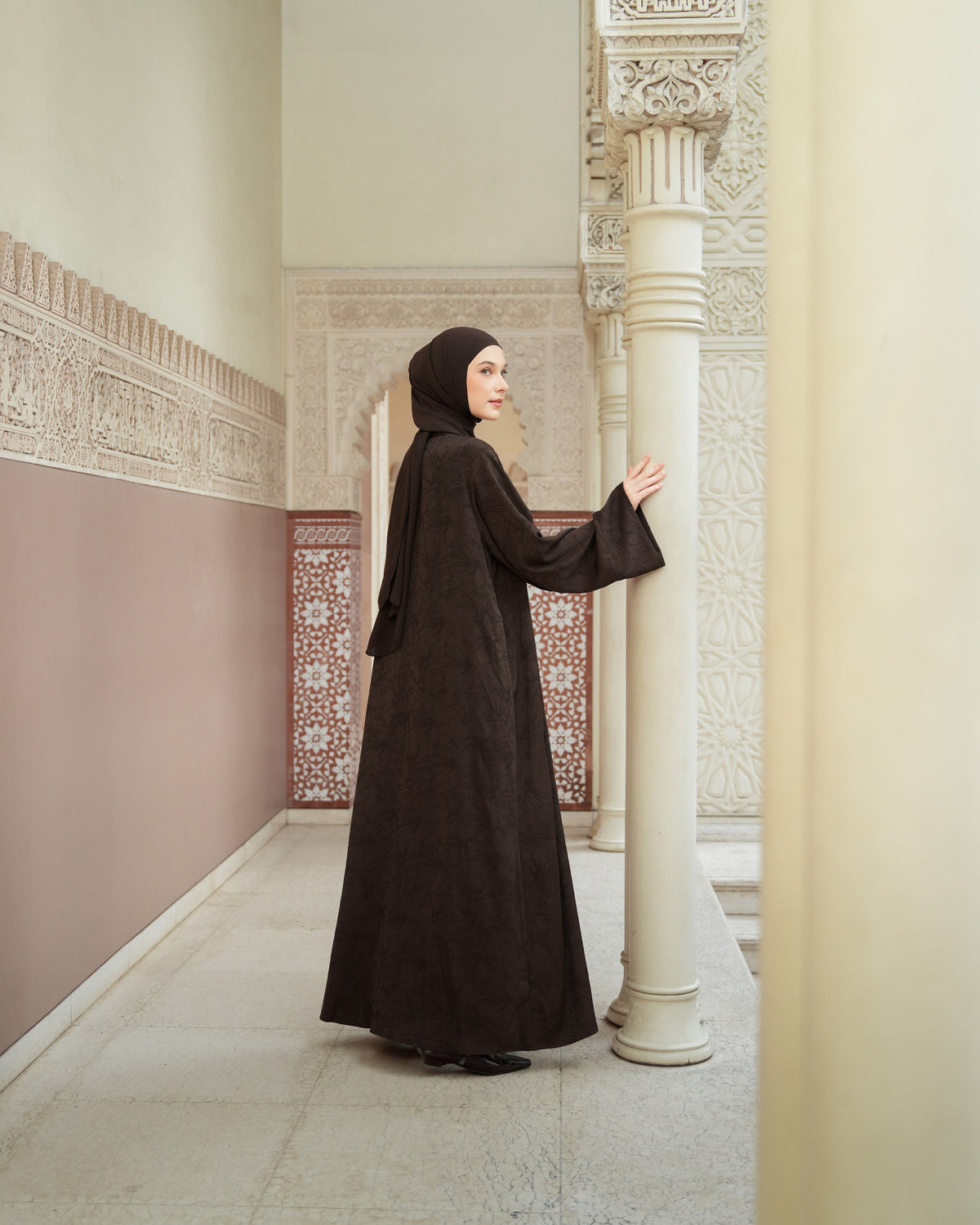 Luma Abaya Dress