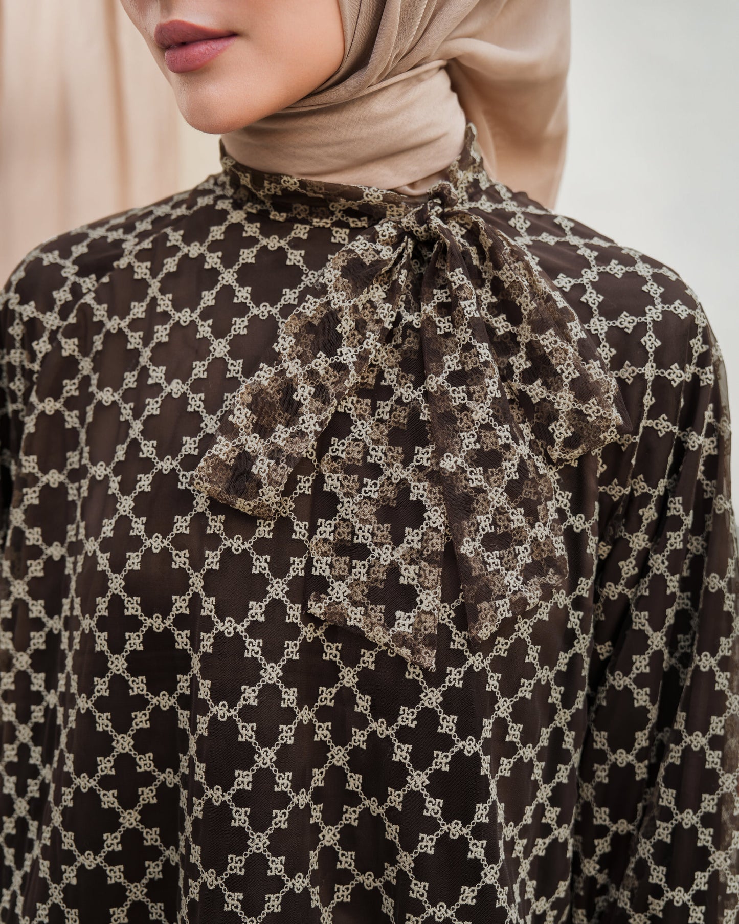 Veyra Blouse