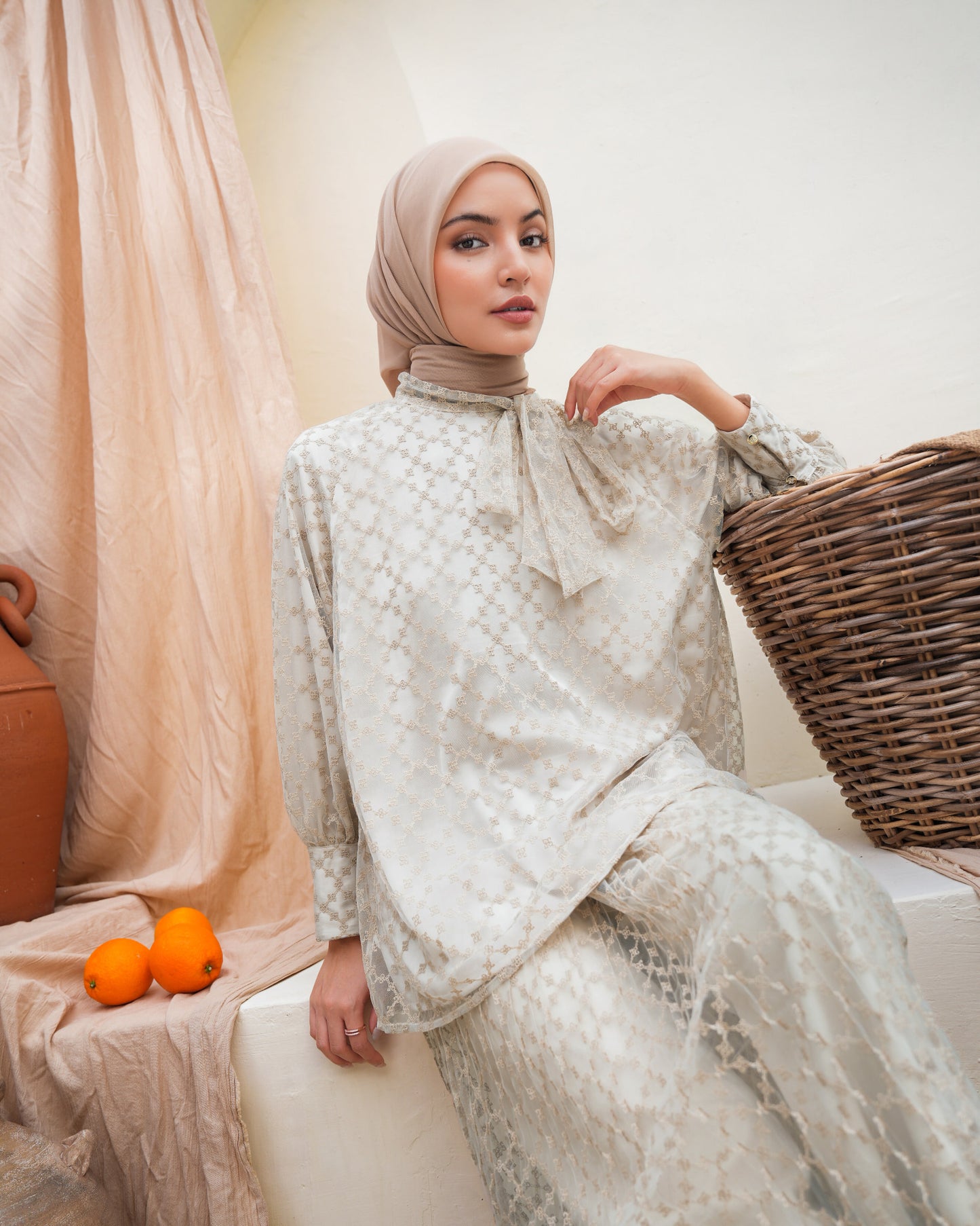 Veyra Blouse