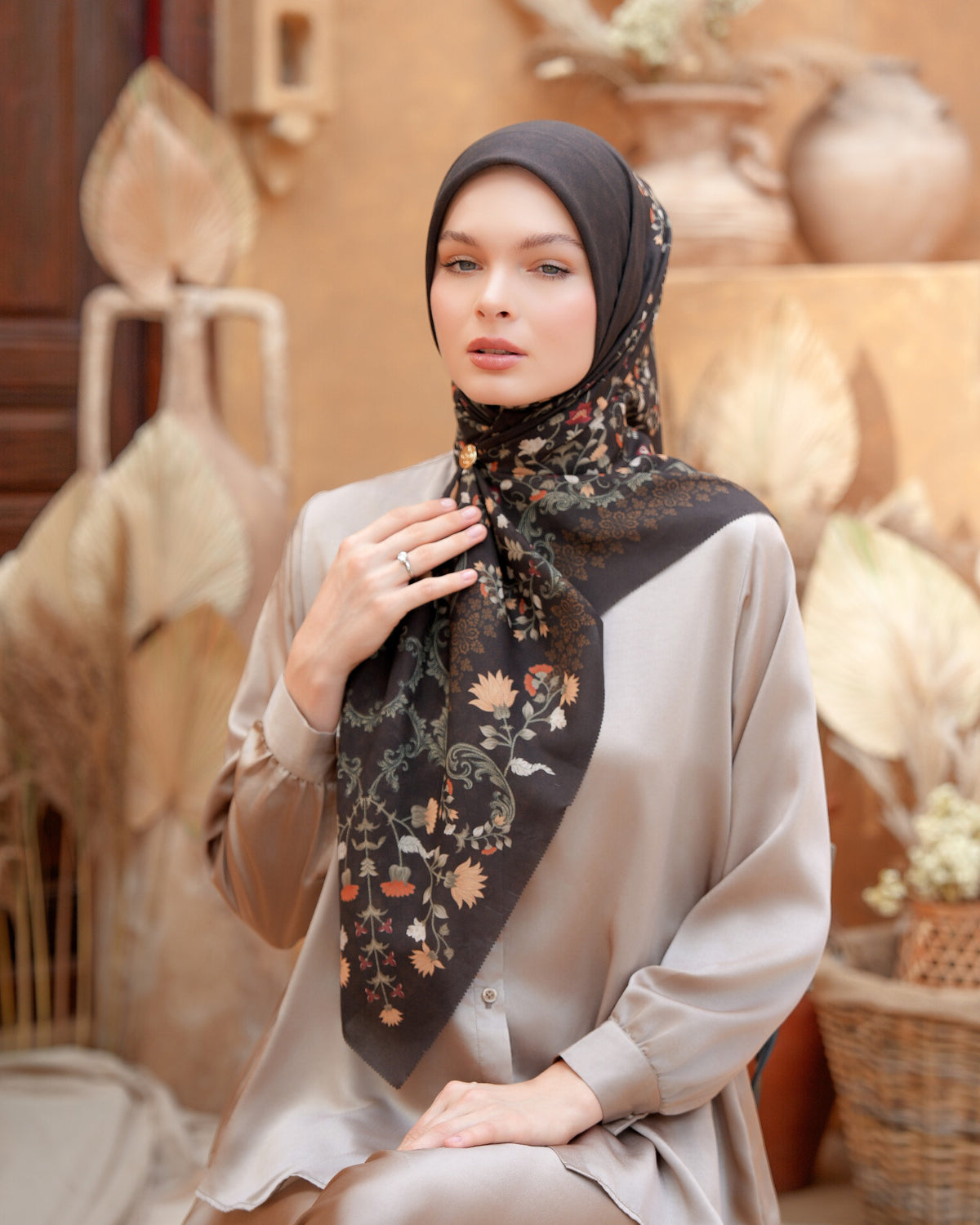 Dama Scarf