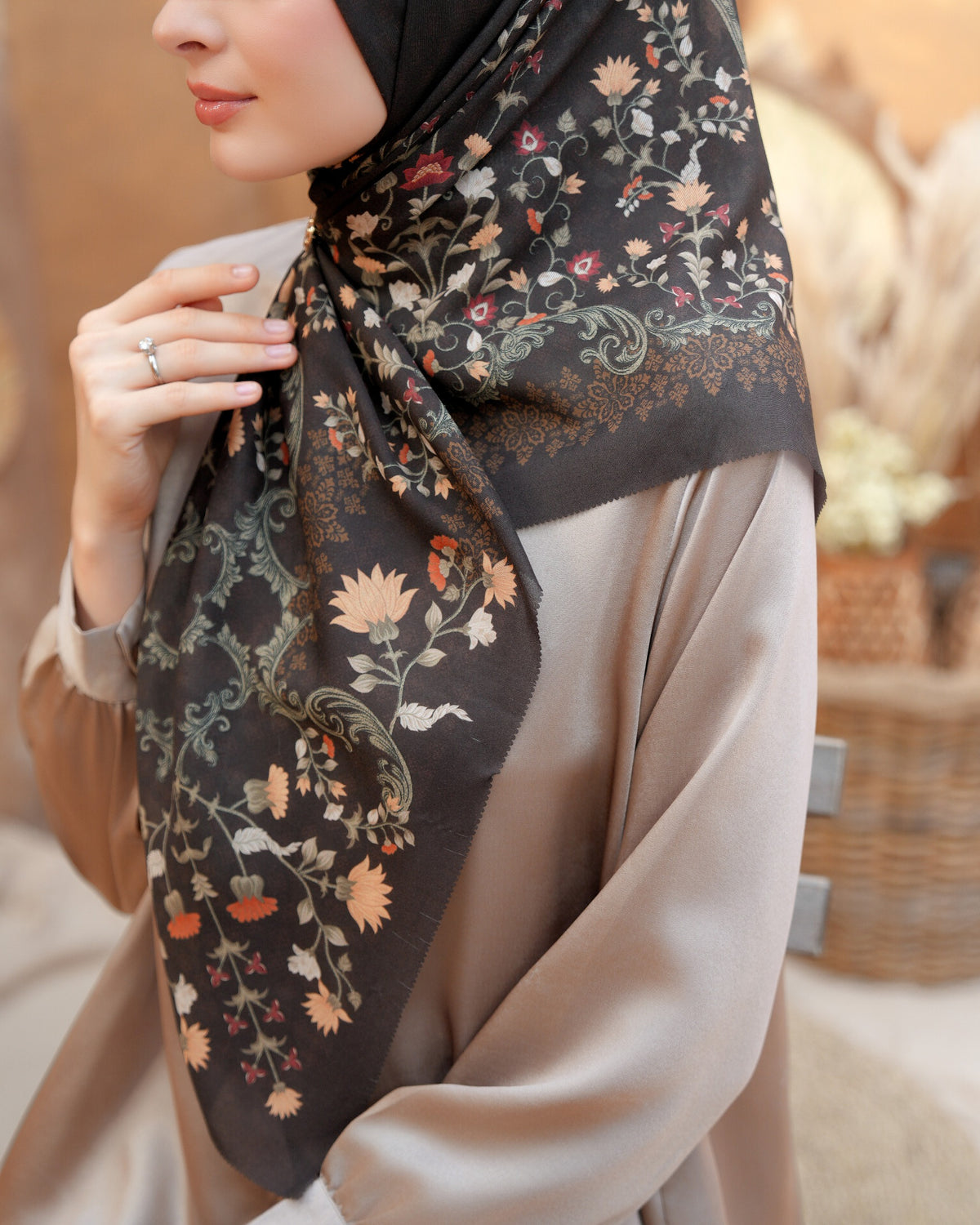 Dama Scarf