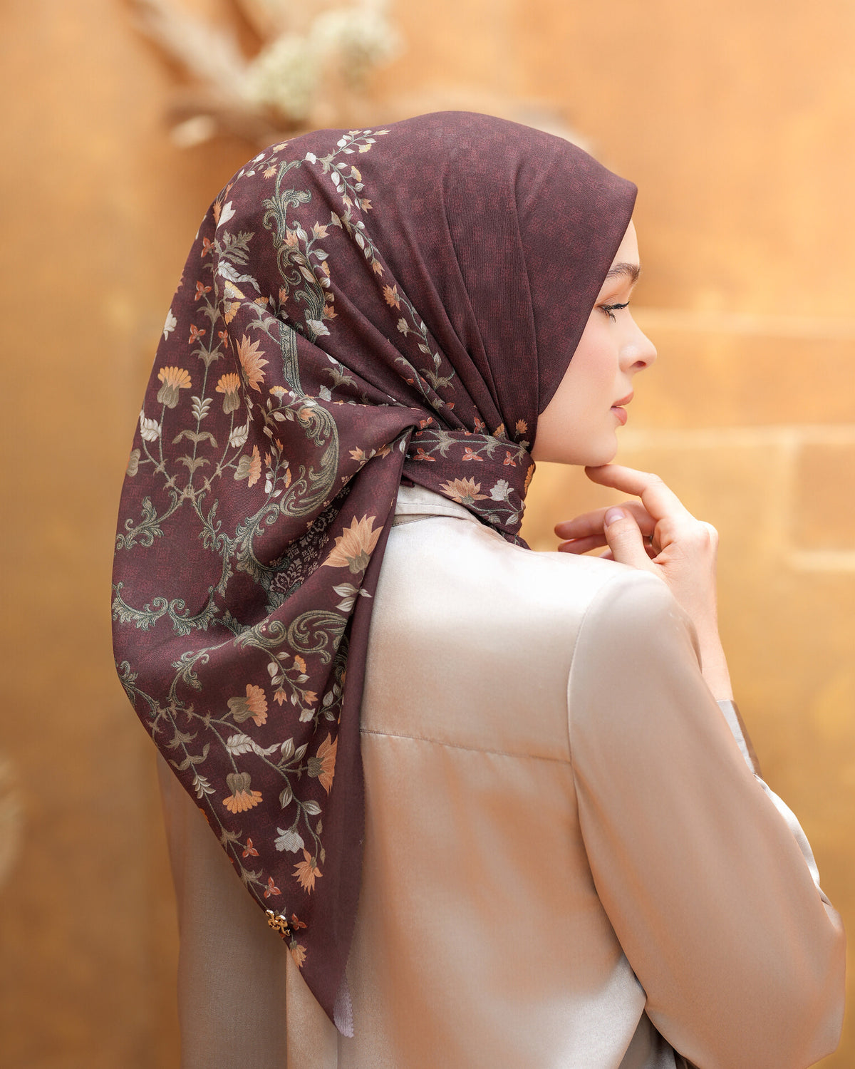 Dama Scarf