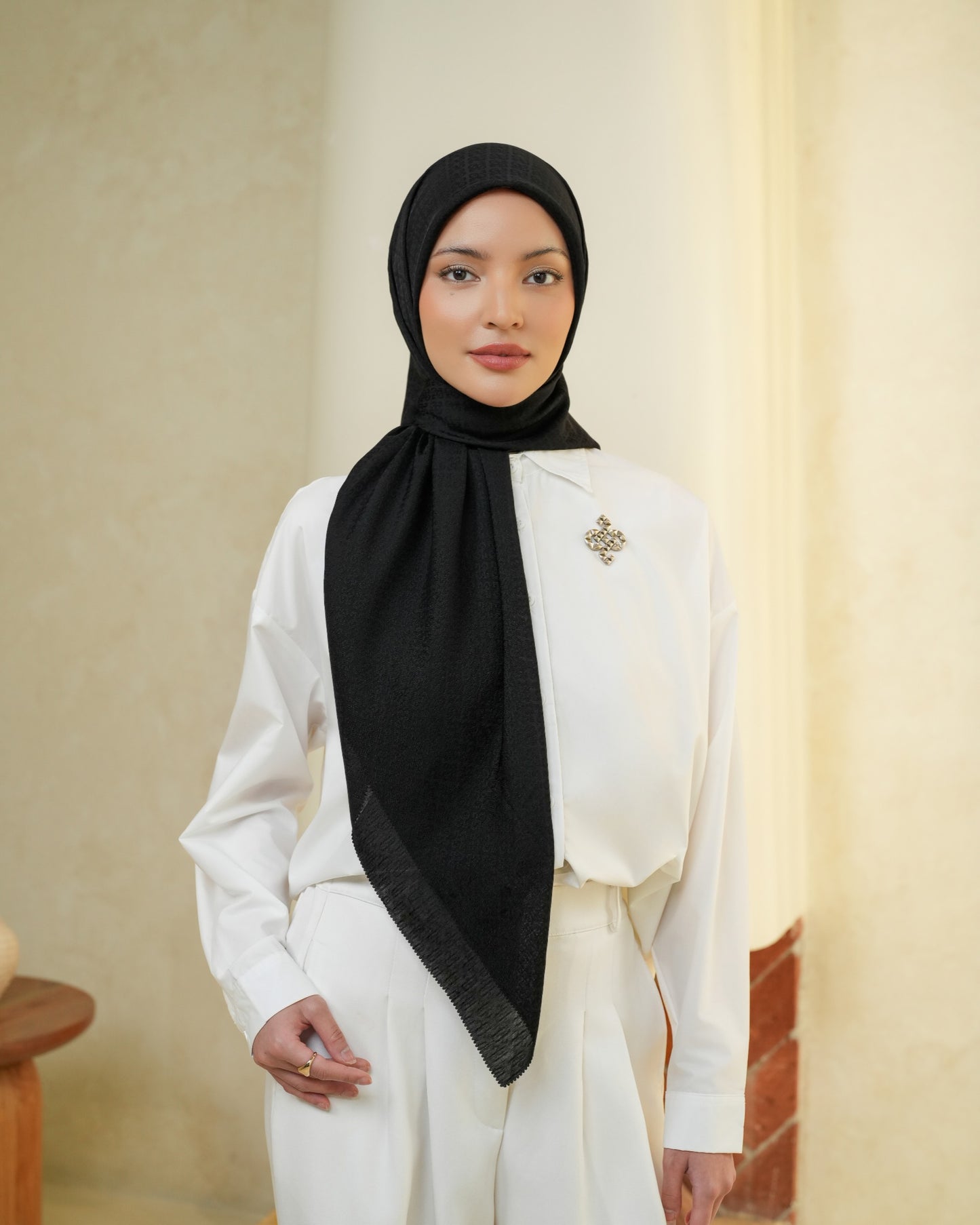 Faiba Emboss Scarf