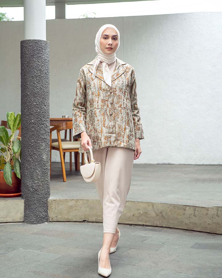 Heaven Lights - Shazia Blazer - Women's Jaquard Blazer