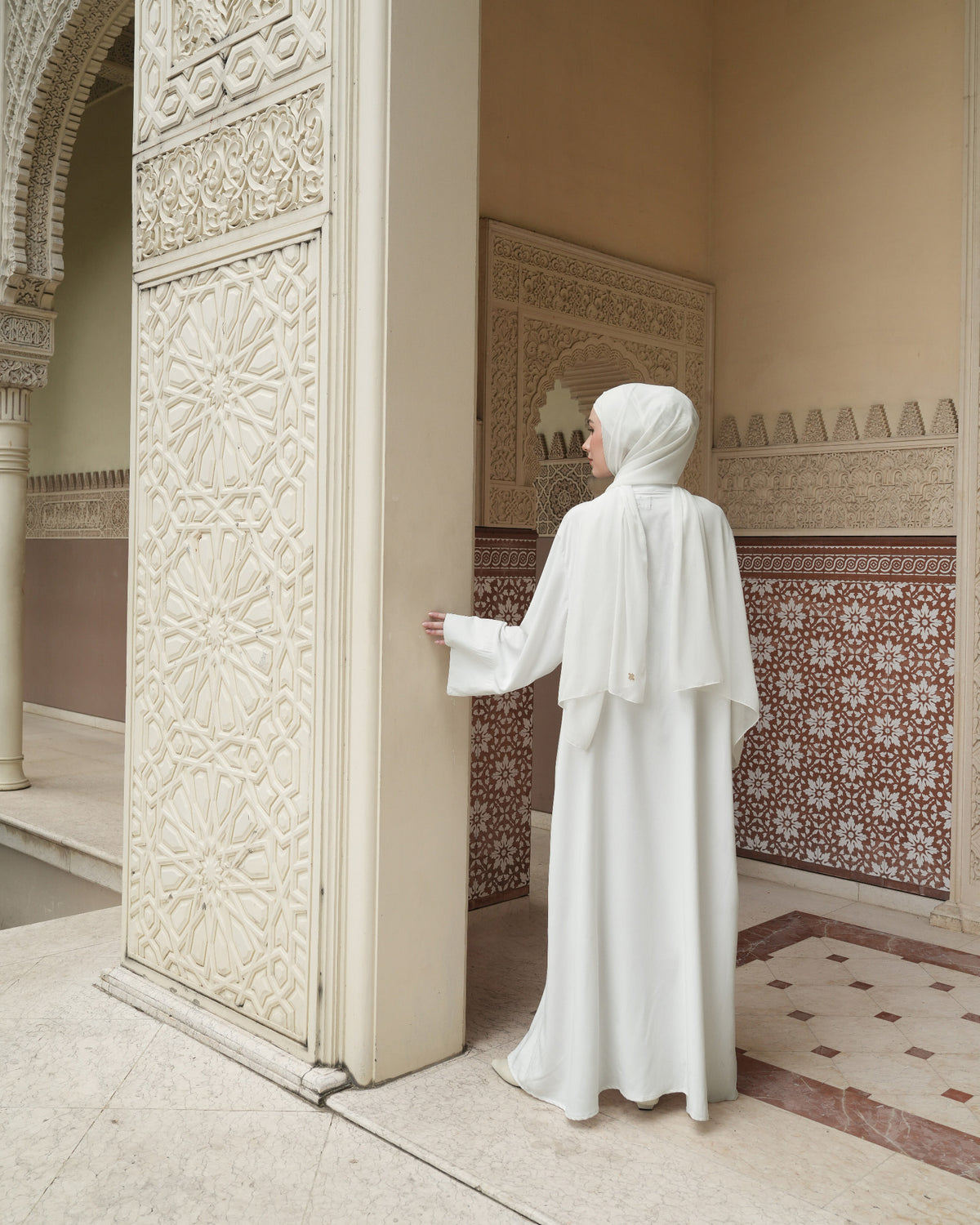 Jasmine Abaya