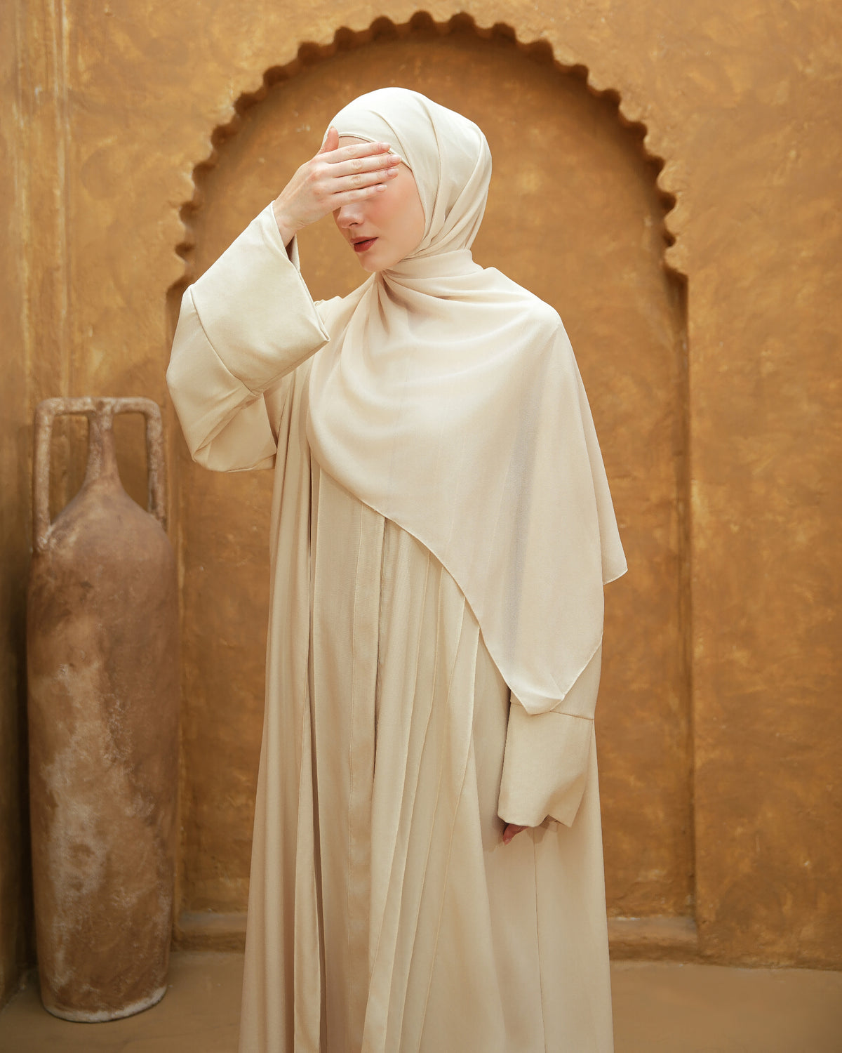 Jasmine Abaya