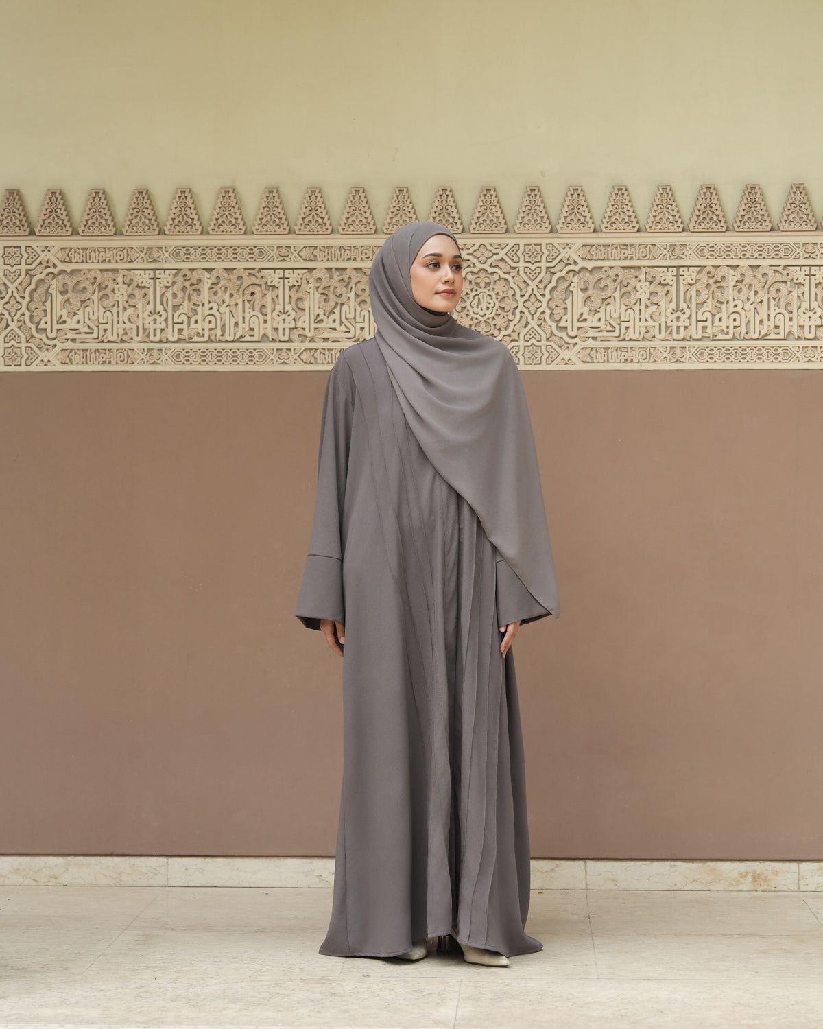 Jasmine Abaya