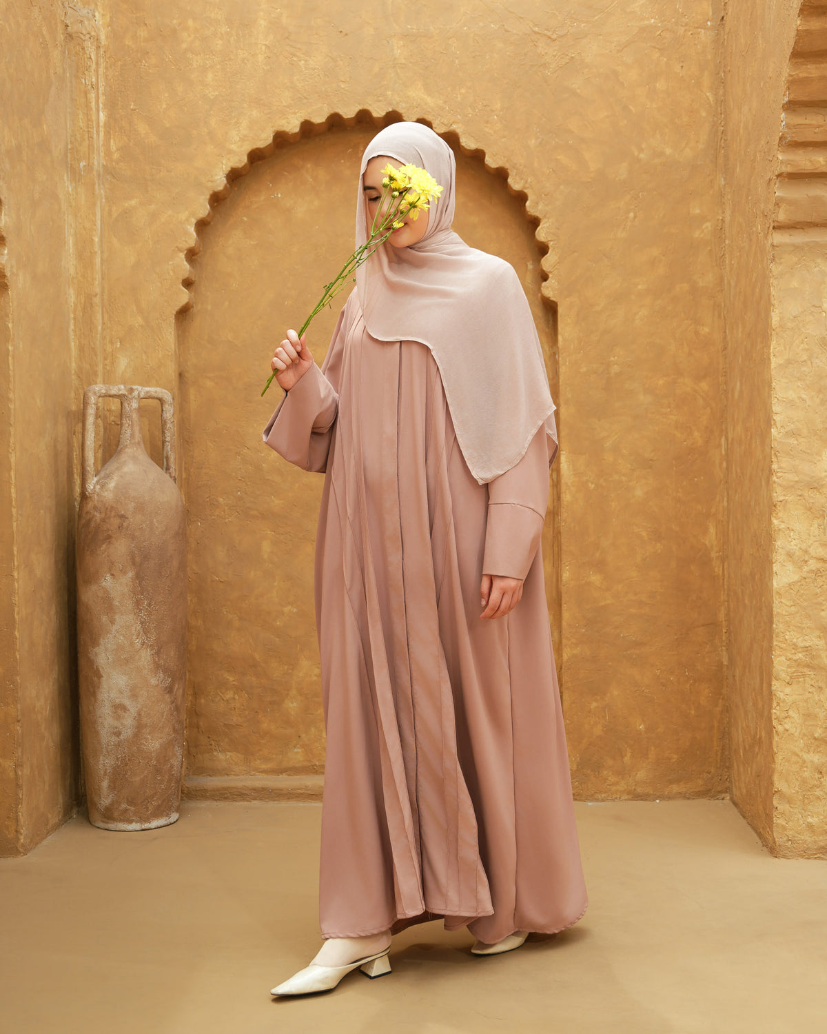 Jasmine Abaya