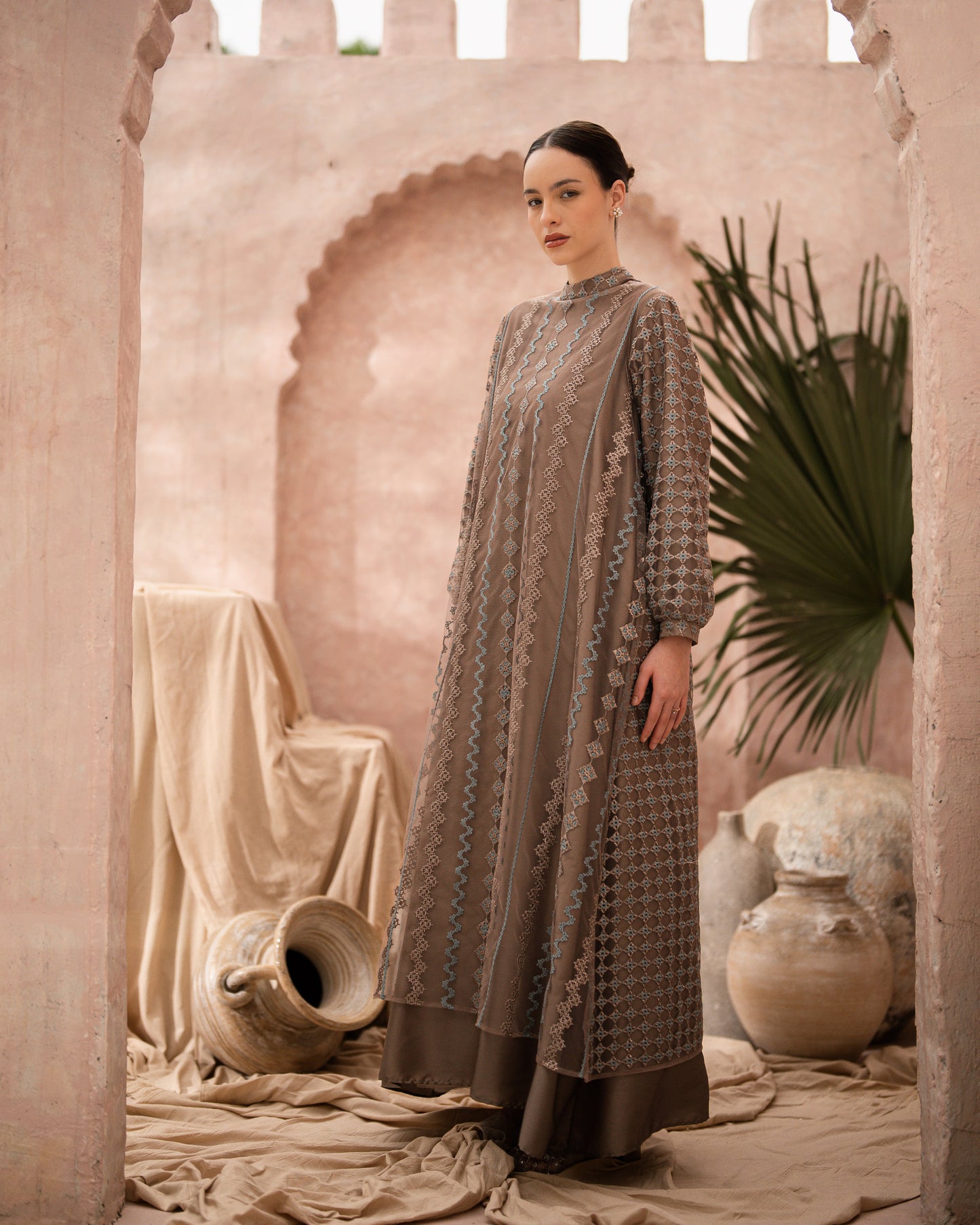 Nura Lace Dress (Minor Product)