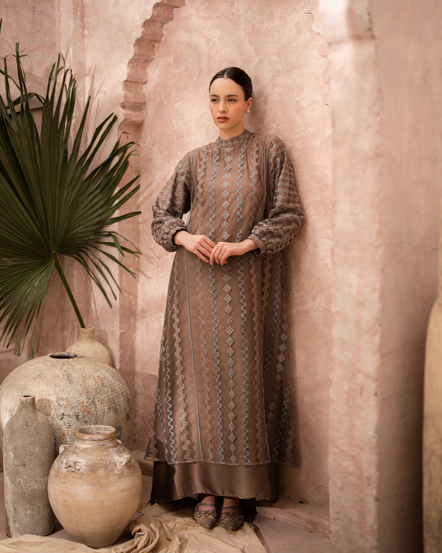 Nura Lace Dress (Minor Product)