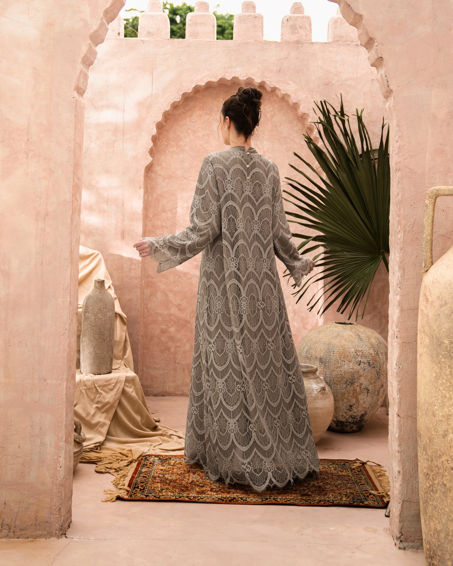 Senara Lace Dress (Minor Product)