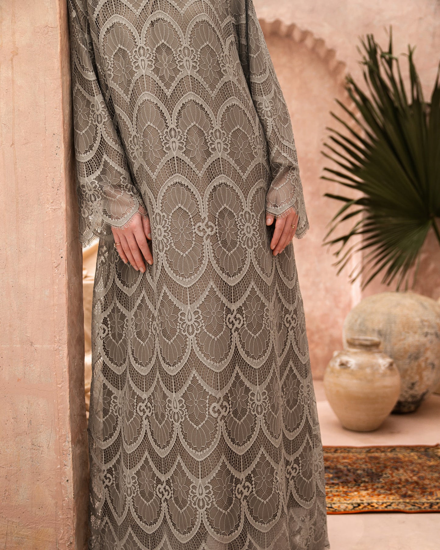 Senara Lace Dress (Minor Product)