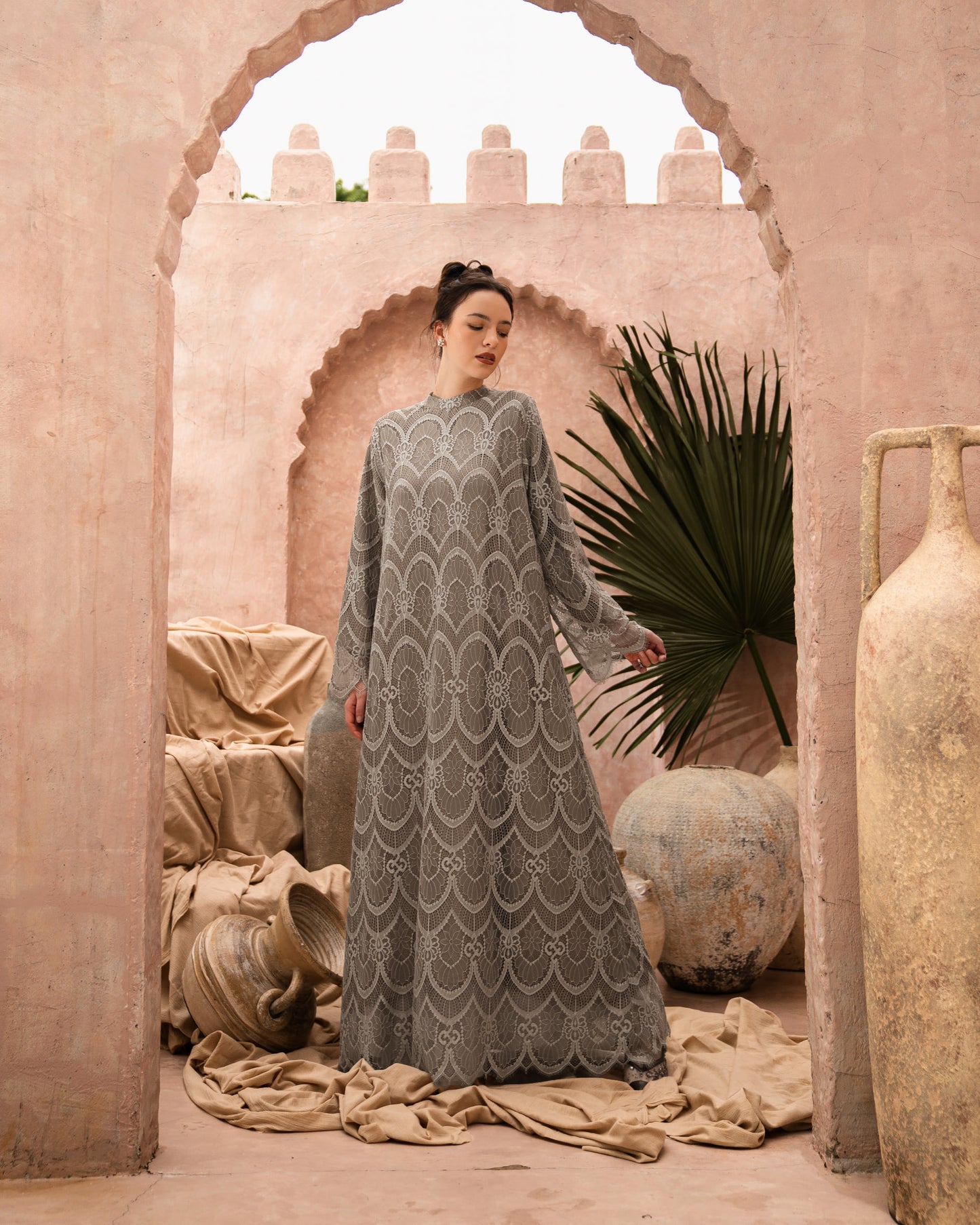 Senara Lace Dress (Minor Product)