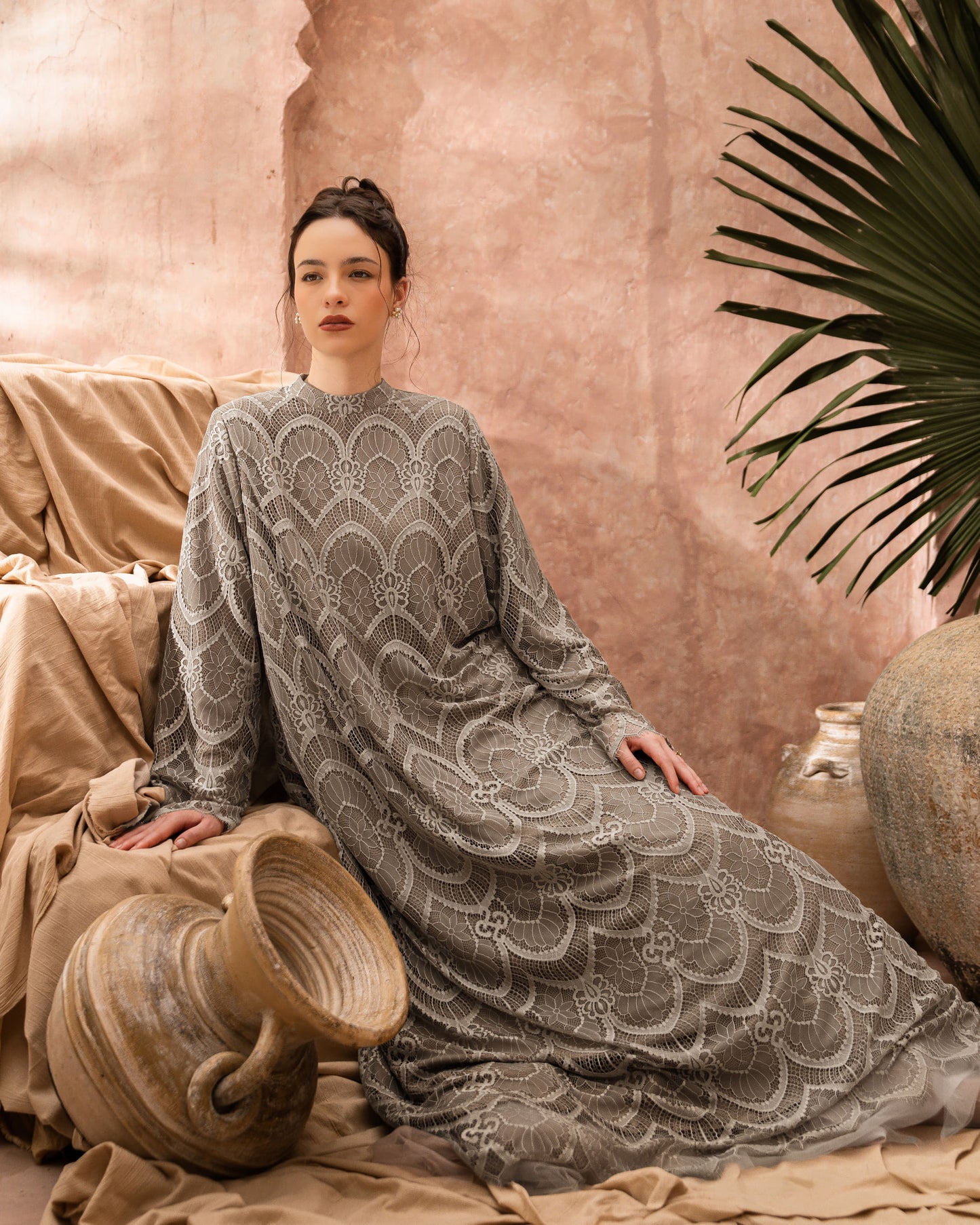 Senara Lace Dress (Minor Product)