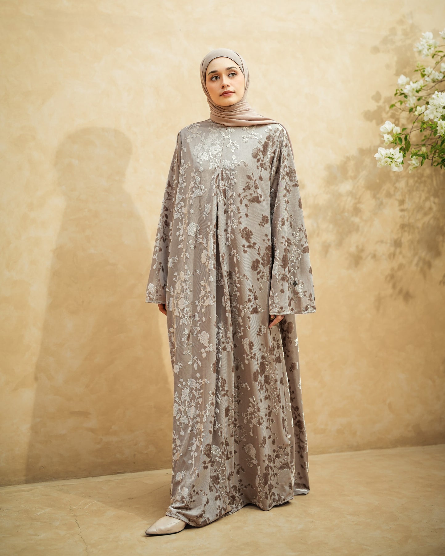 Nazra Abaya