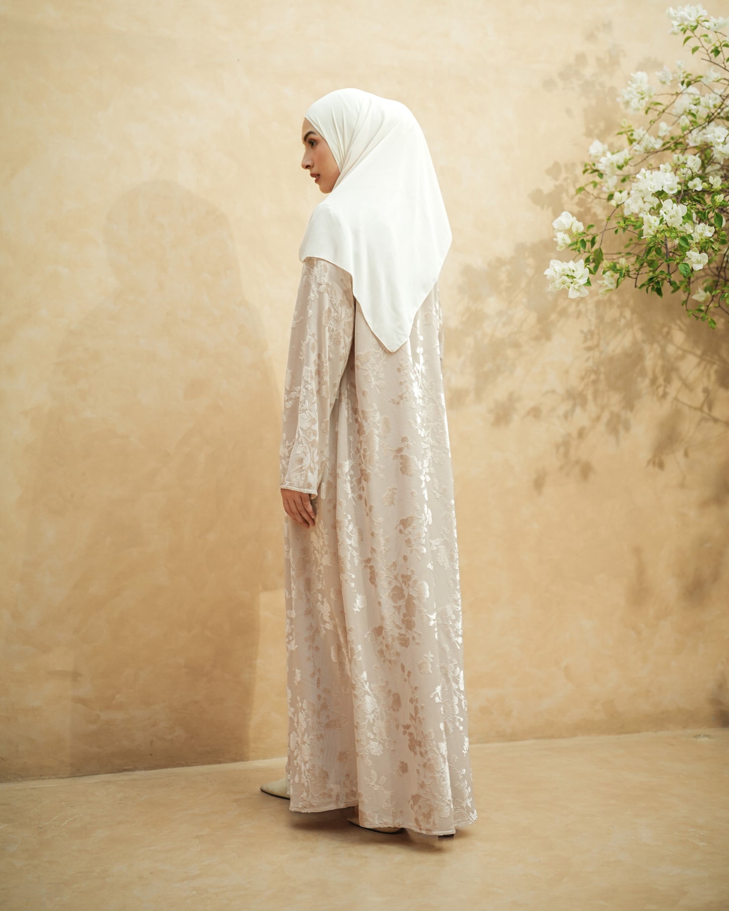 Nazra Abaya