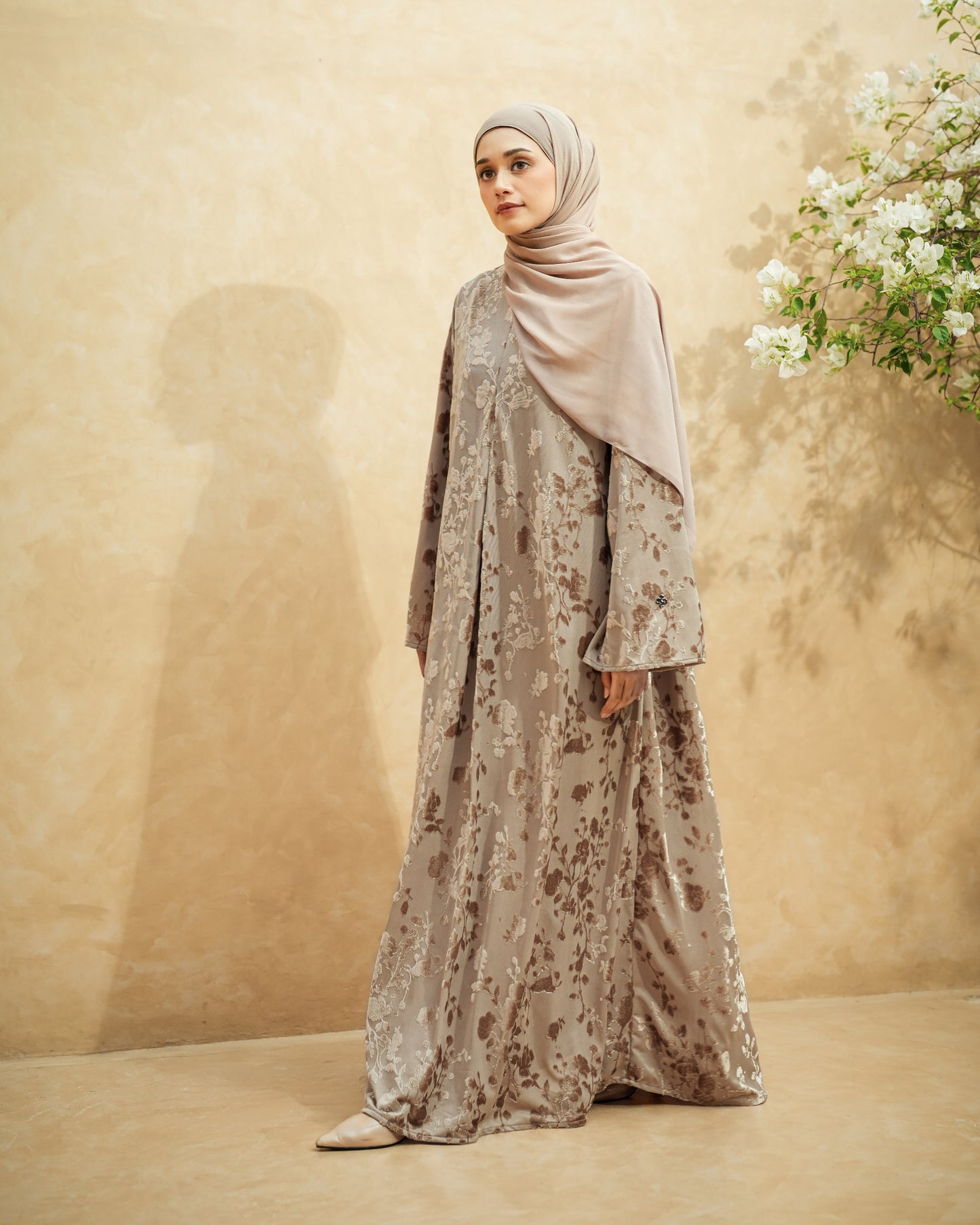 Nazra Abaya