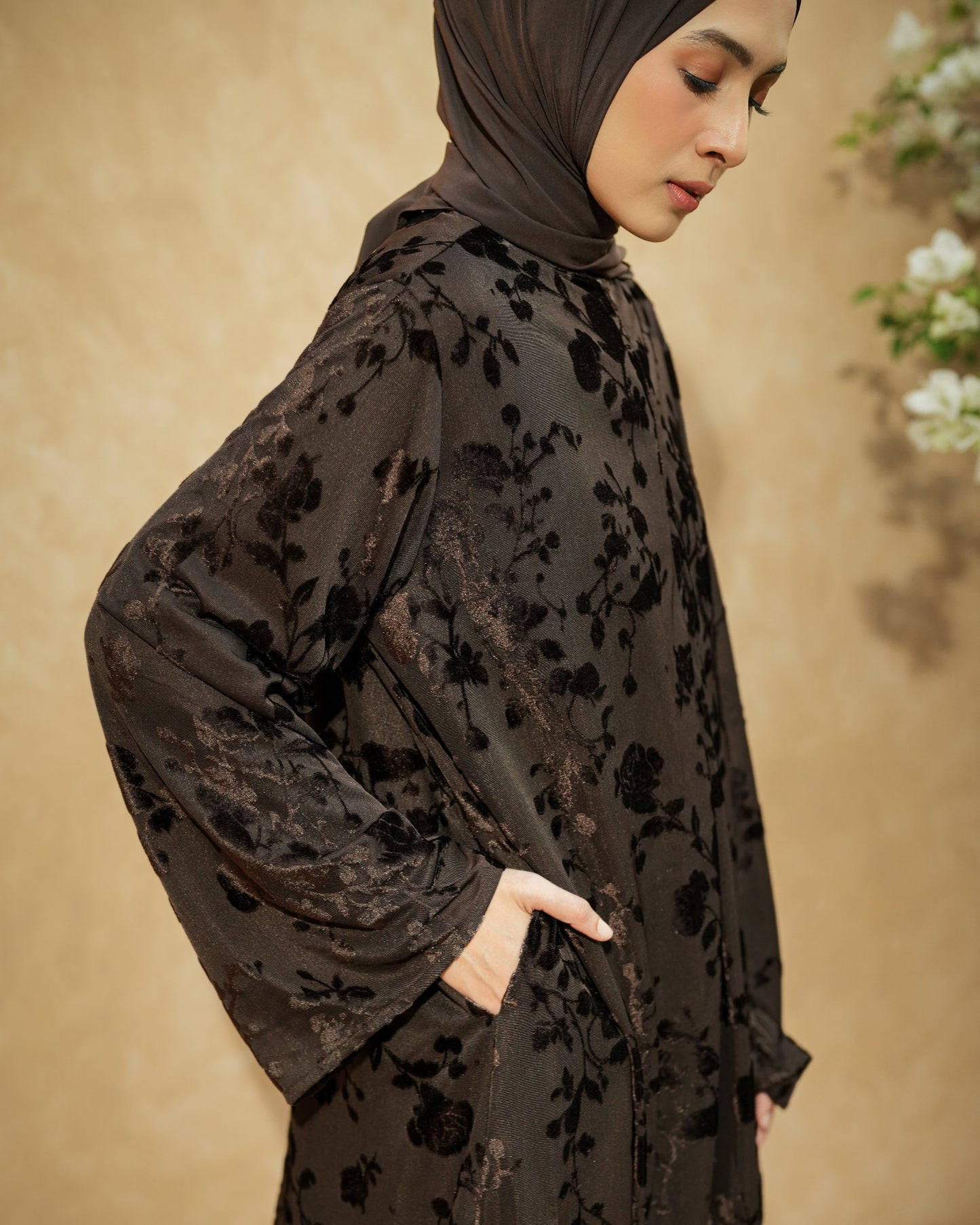 Nazra Abaya