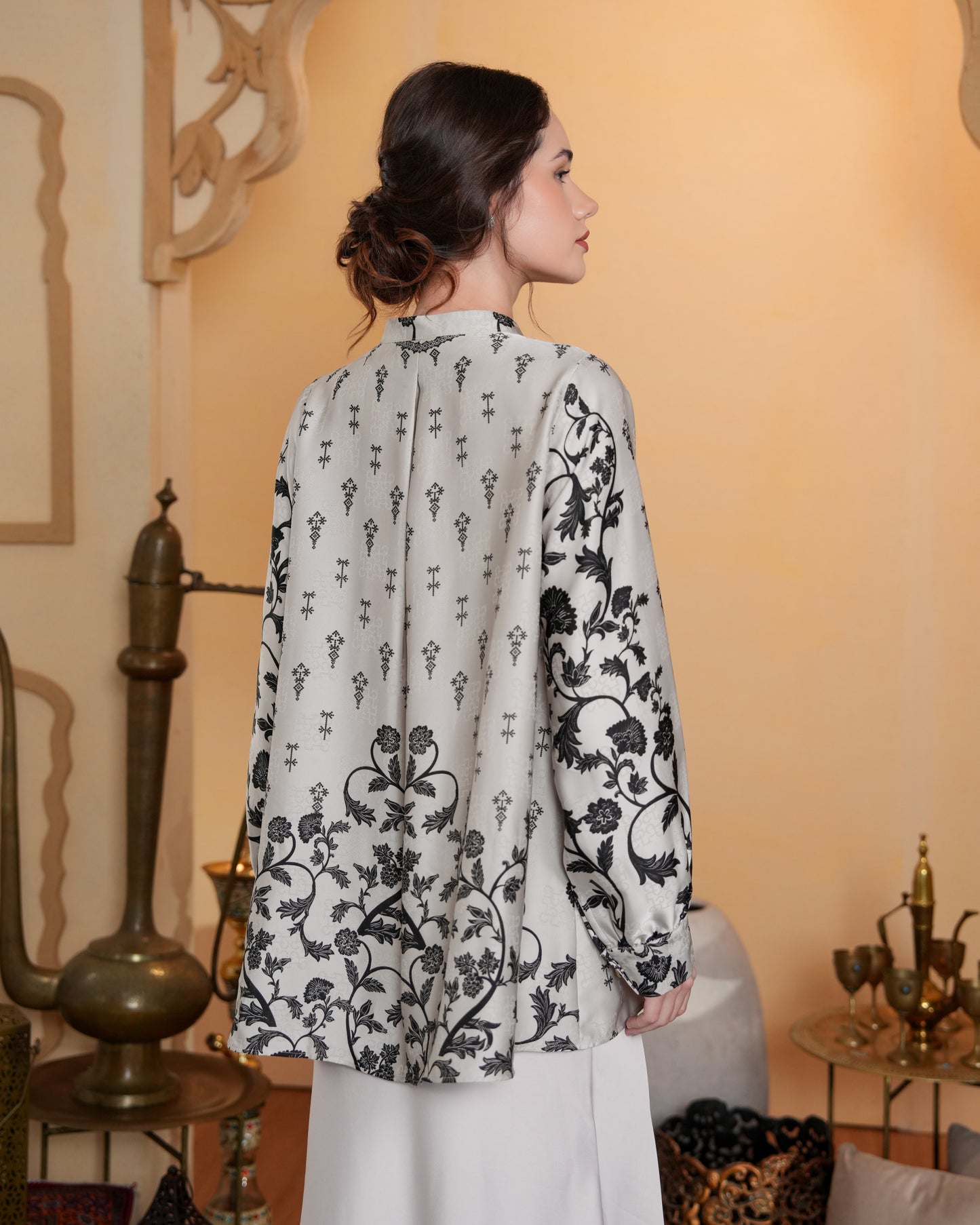Azalea Noir Blouse