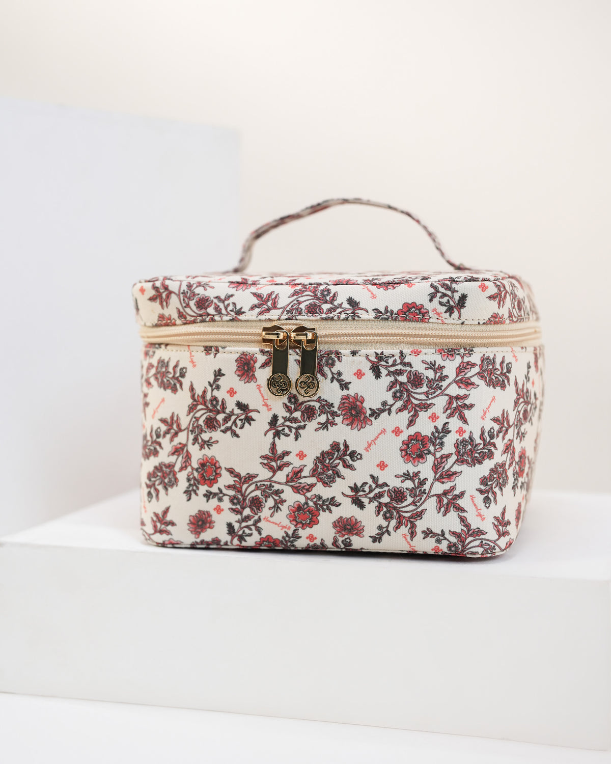 HL Make Up Pouch Floral (NOT FOR SALE)