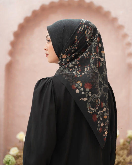 Dama Scarf