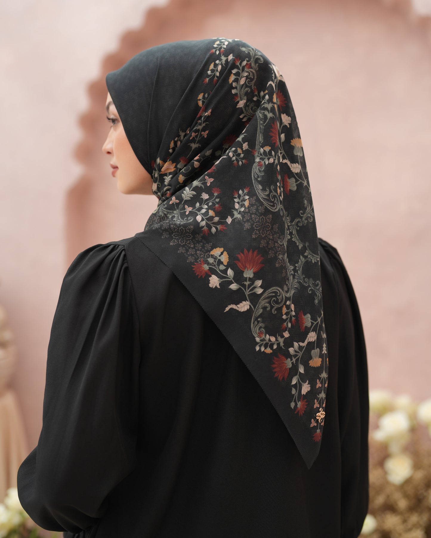 Dama Scarf