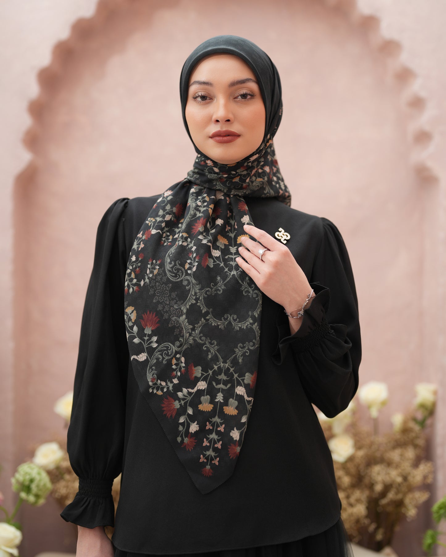 Dama Scarf