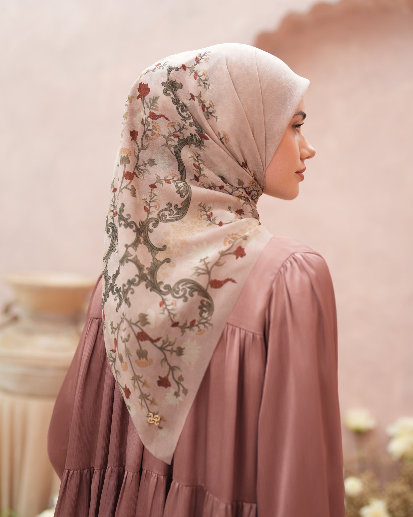 Dama Scarf